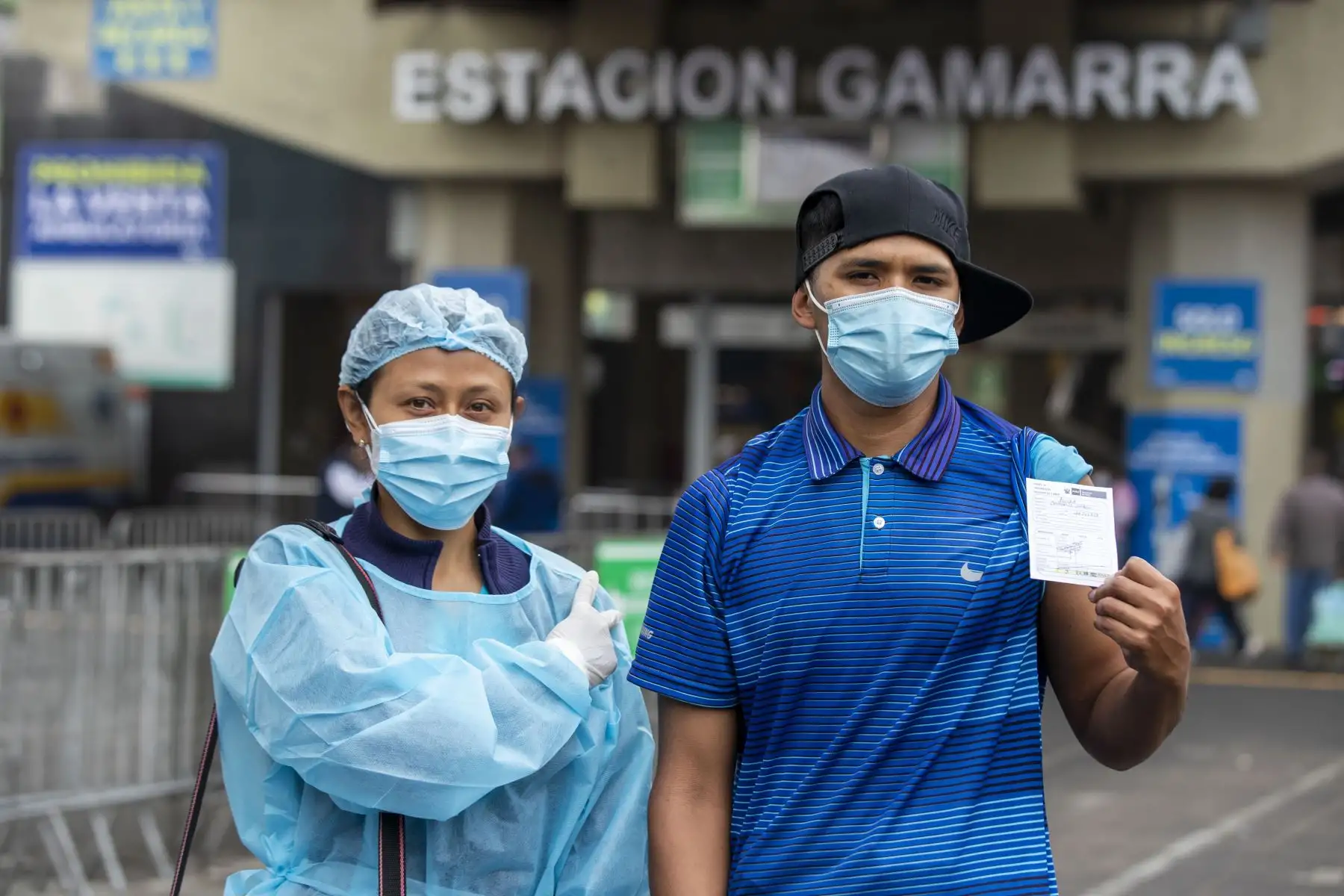 Ministerio de Salud realizó campaña de vacunación contra la COVID-19 y otras enfermedades en la Estación Gamarra de la Línea 1 Metro del Lima. Foto: ANDINA/Carla Patiño