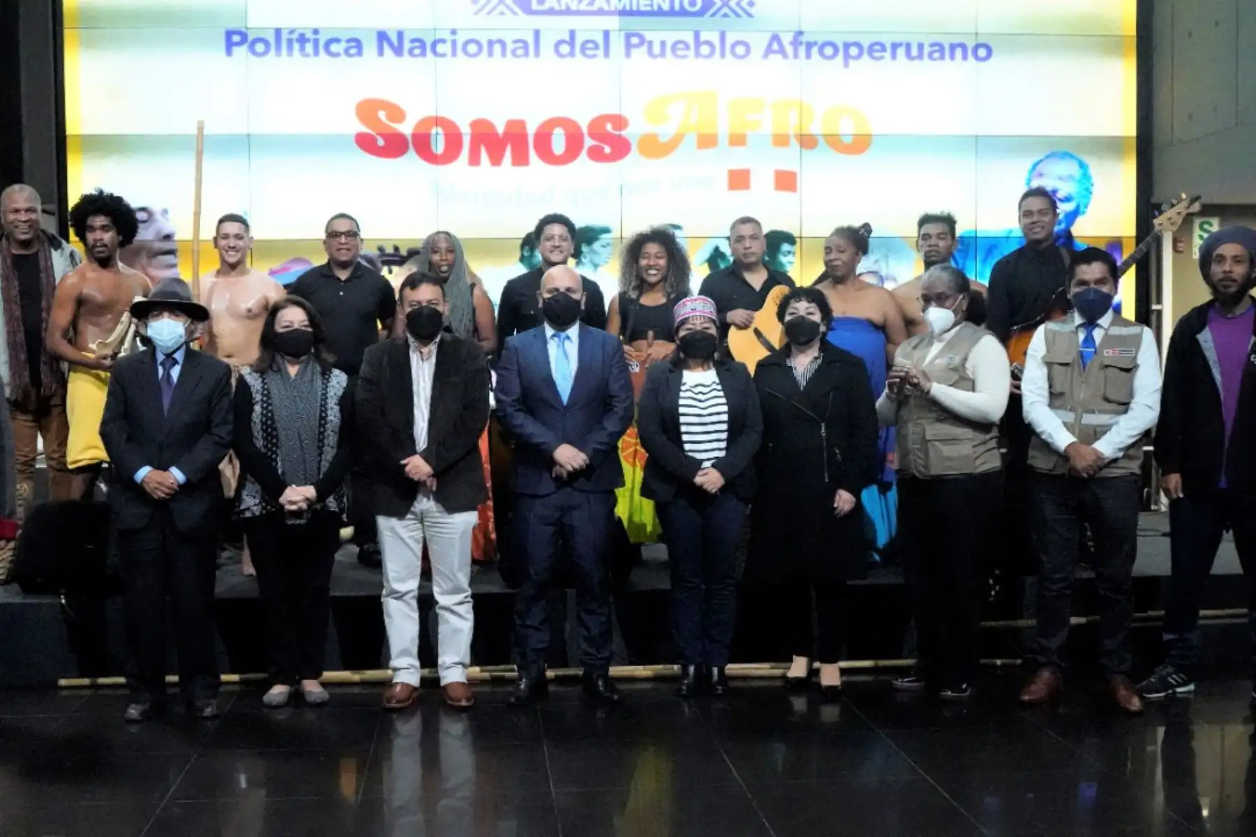 Alejandro Salas lanzó oficialmente la norma que beneficia a más de 800,000 ciudadanos y destacó que esta es la primera política sectorial aprobada en el gobierno. Foto: ANDINA/difusión.