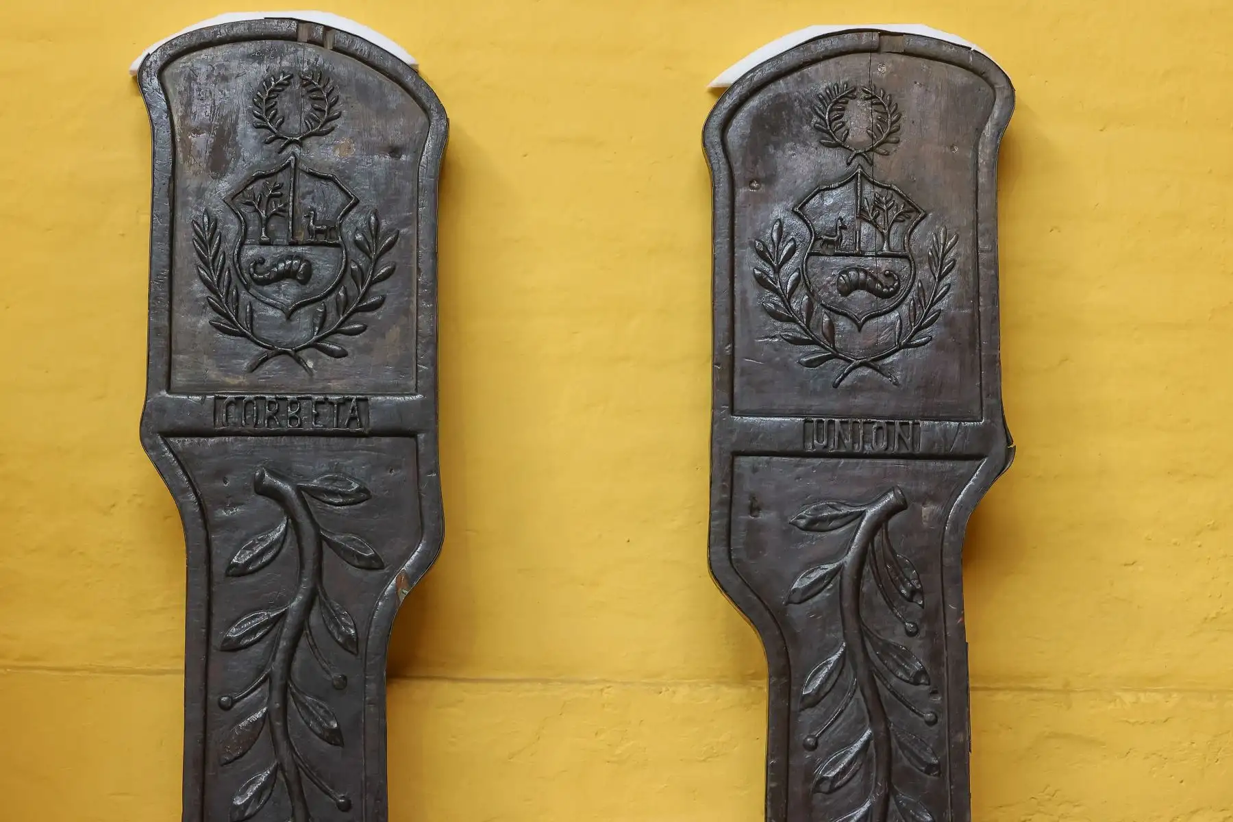 Portalones de la corbeta Unión, objetos de la Guerra del Pacífico, que fueron repatriadas el pasado 27 de mayo, tras las gestiones hechas por la Cancillería y el Ministerio de Cultura con autoridades chilenas.  Foto: ANDINA/ Andrés Valle