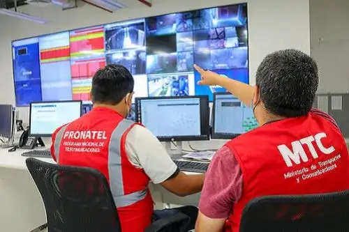 Monitoreo de la Red Dorsal Nacional de Fibra Óptica. Cortesía
