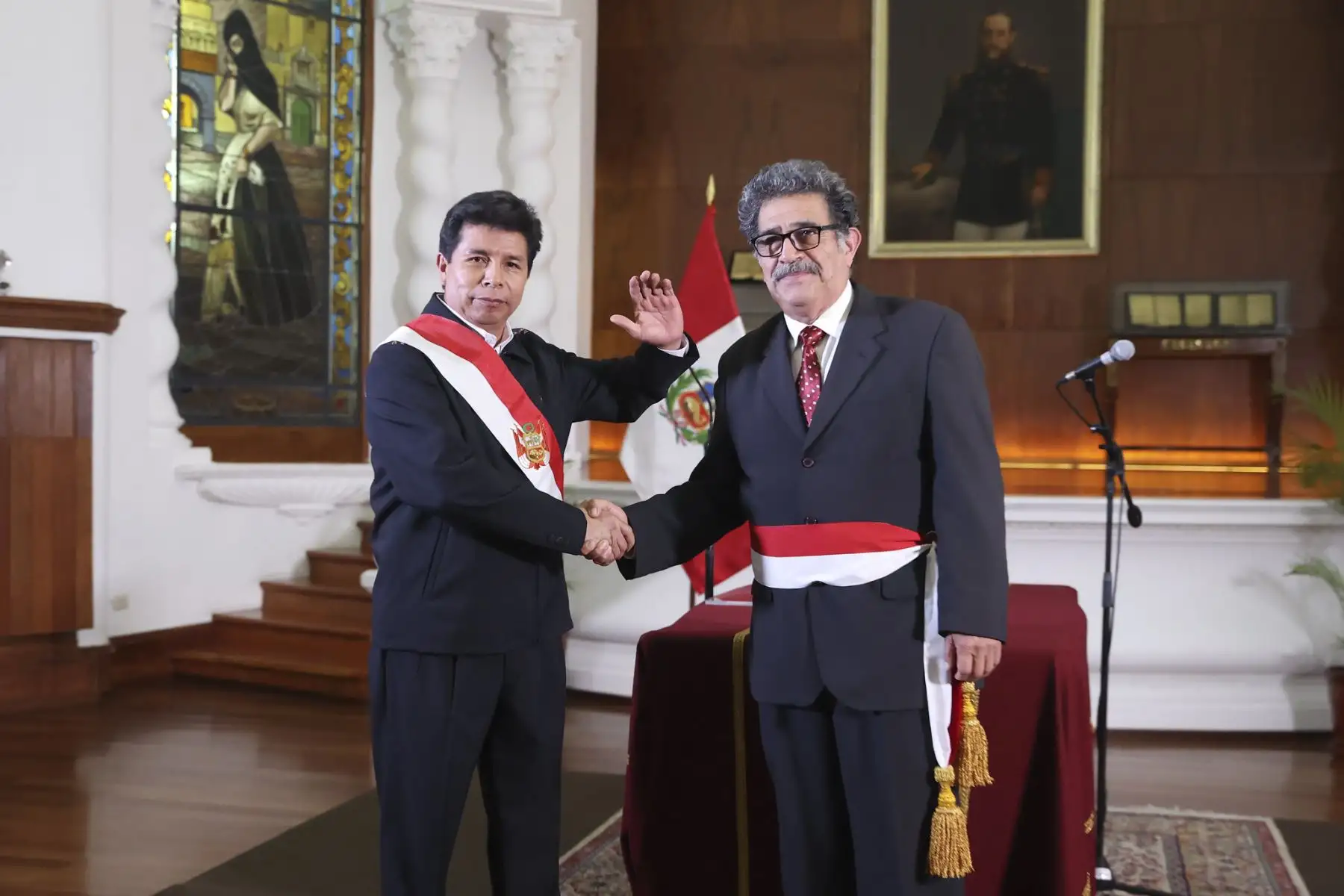 Presidente Pedro Castillo toma juramento a Andrés Alencastre como ministro de Desarrollo Agrario y Riego.
Foto: ANDINA/ Prensa Presidencia