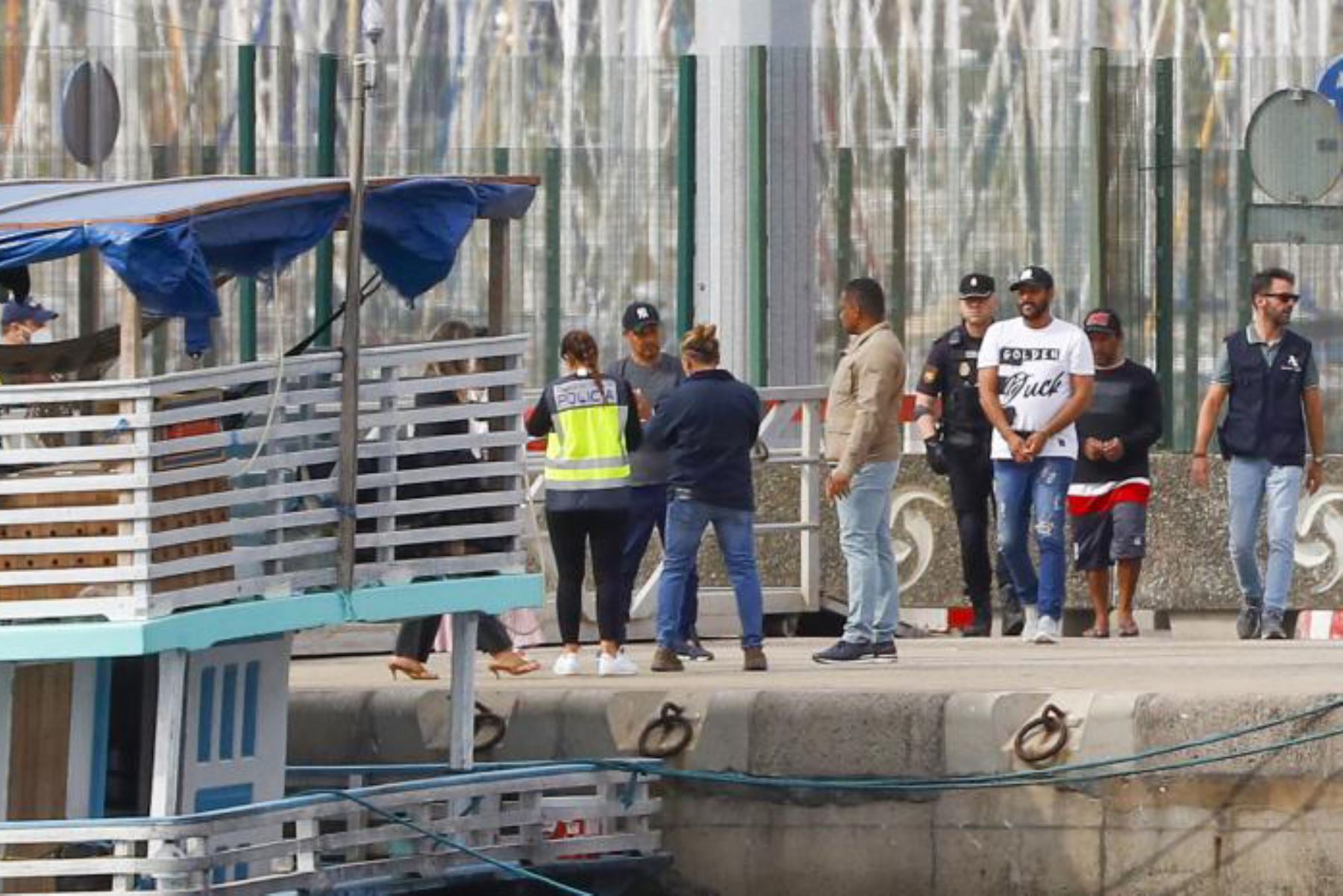 Ocho brasileños detenidos en un barco en el Atlántico con 560 Kilos de cocaína