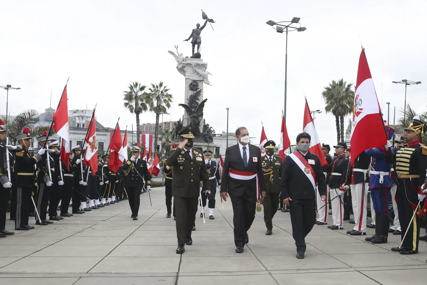 Presidente Pedro Castillo lideró ceremonia por el 142 aniversario de la Batalla de Arica.
Foto: ANDINA/Prensa Presidencia