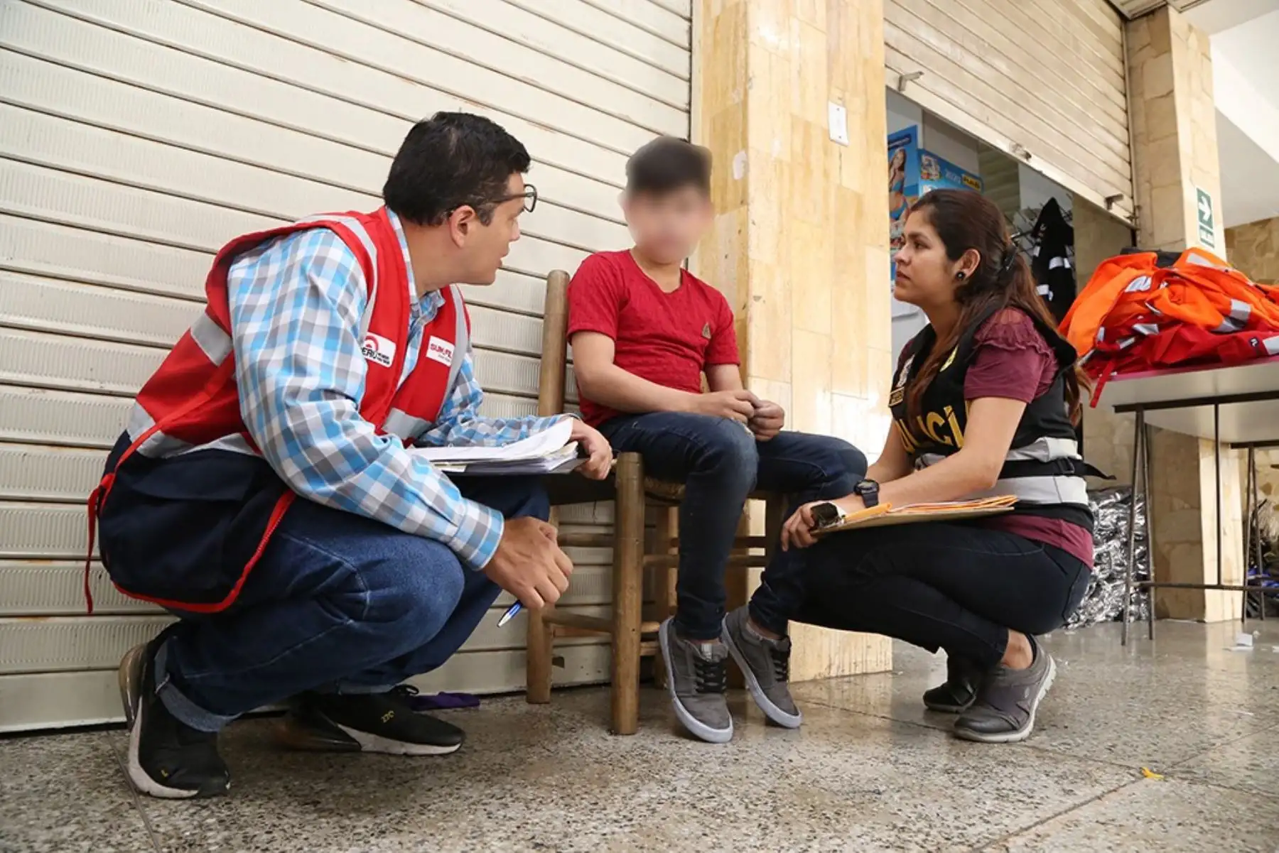 Inspectores de Sunafil investigando trabajo infantil. Foto: cortesía.