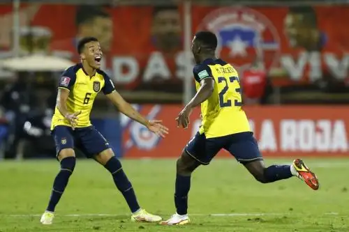 La FIFA aún no decide el desenlace del caso Byron Castillo.