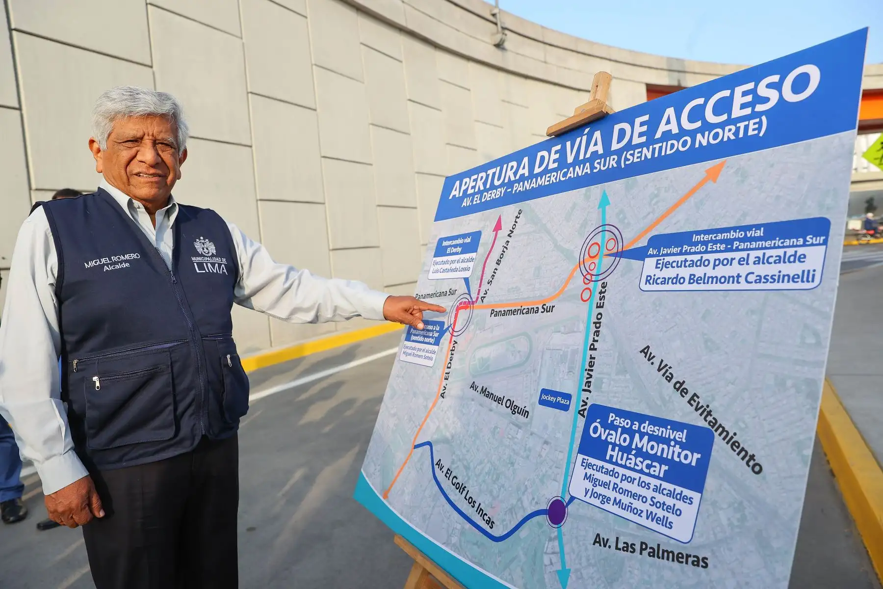 El alcalde de Lima, Miguel Romero Sotelo, inaugura el nuevo intercambio vial a desnivel El Derby, obra que beneficiará a los residentes de los distritos de San Borja y Santiago de Surco. Foto: ANDINA/ Andrés Valle