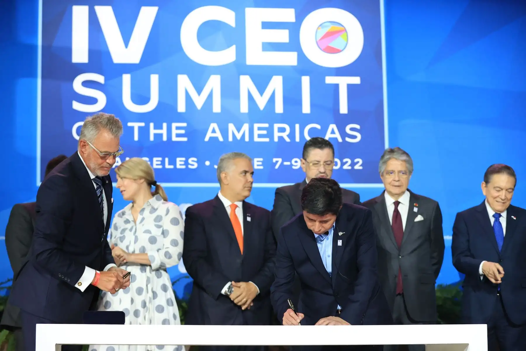 Presidente Castillo firma declaración para protección de los océanos. ANDINA/Prensa Presidencia