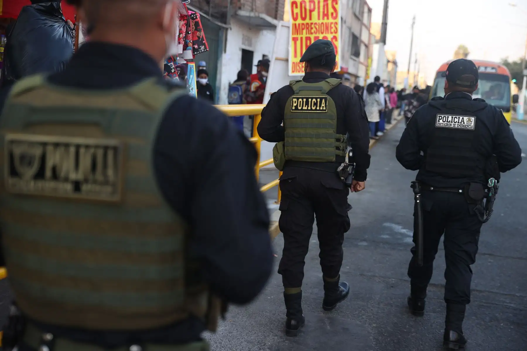 La Región Policial Callao ejecuta un megaoperativo, movilizando a efectivos policiales de las diferentes Divisiones del Callao, con el fin de contrarrestar los índices de Criminalidad, en el marco del estado de emergencia decretado por el Estado.  Foto: ANDINA/Melina Mejía