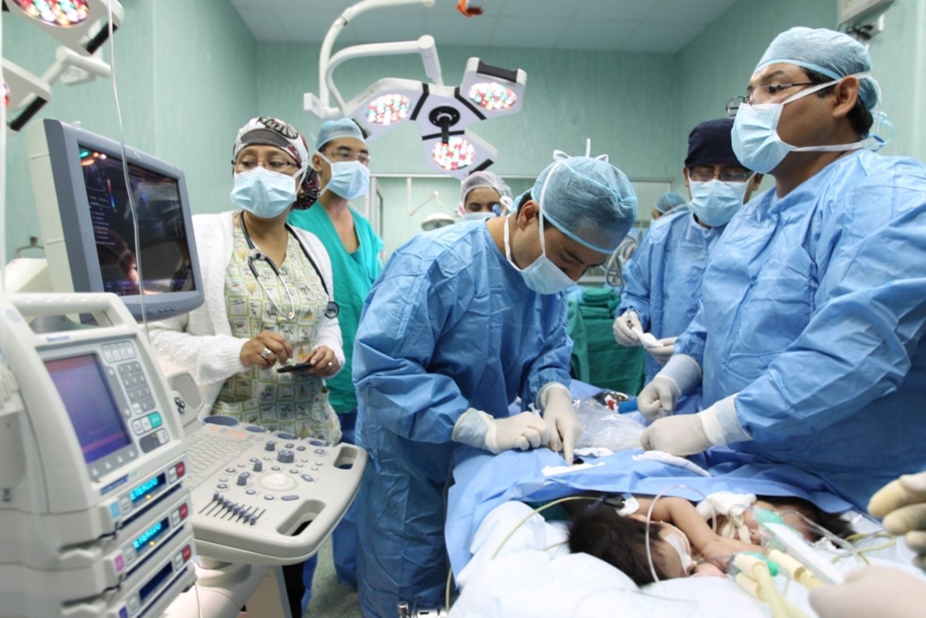 Hospital Almenara realizó más de 450 cirugías pediátricas de mediana y mayor complejidad