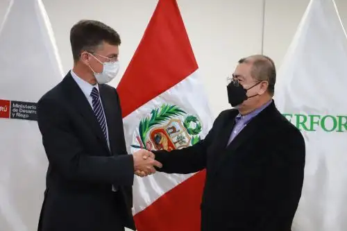 Serfor y el Reino Unido afianzan acciones para luchar contra el comercio ilegal de vida silvestre, tráfico de partes de jaguar, renovar su compromiso en la lucha contra el tráico ilegal de fauna silvestre.