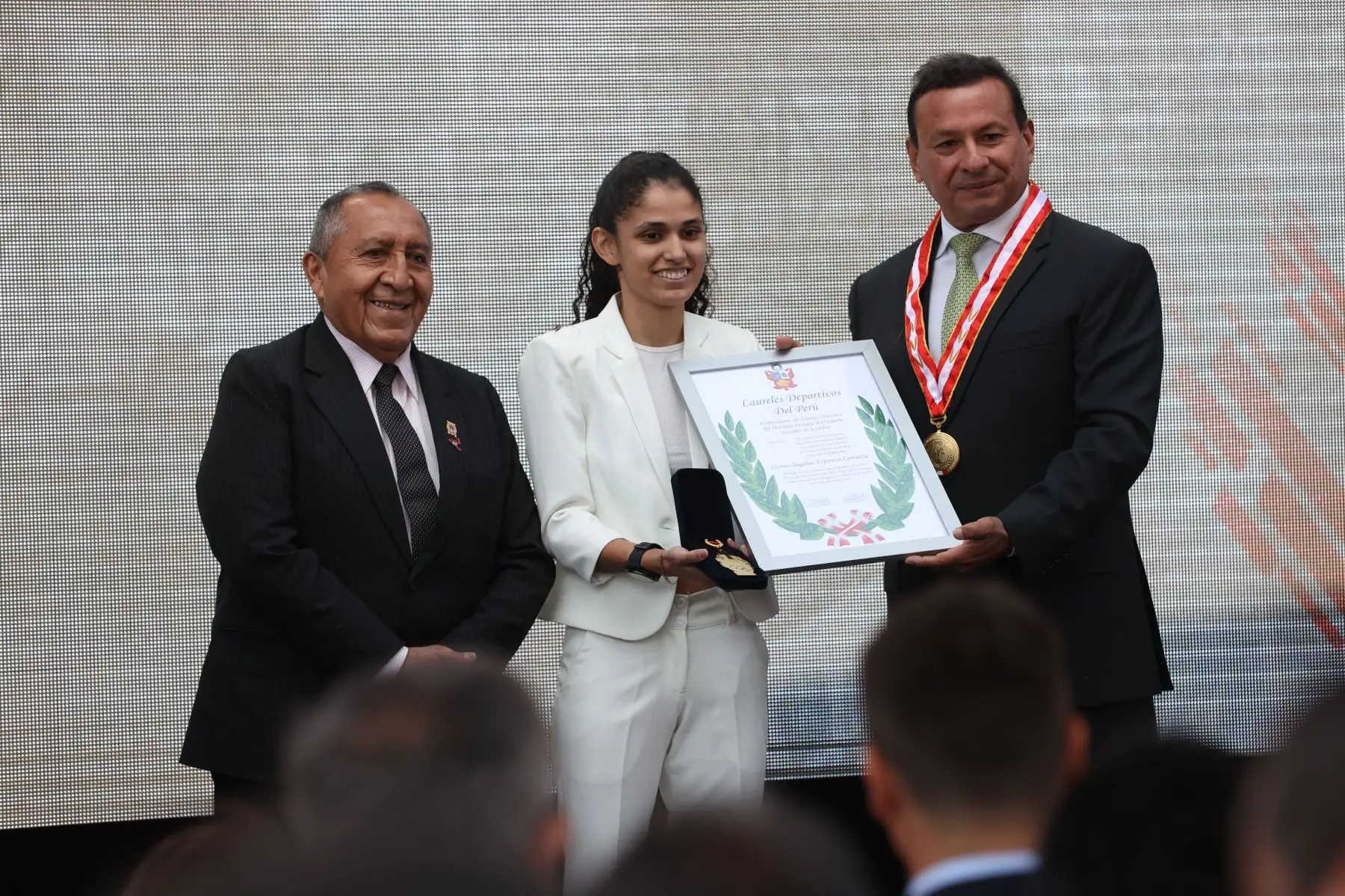 IPD entrega los laureles deportivos del Perú a diez destacados deportistas y para deportistas por sus importantes logros para el país. Leonor Angélica Espinoza Carranza es una deportista peruana que compite en taekwondo adaptado.​Ganó una medalla de oro en los Juegos Paralímpicos de Tokio 2020 en la categoría de –49 kg. Foto: ANDINA/Melina Mejía
