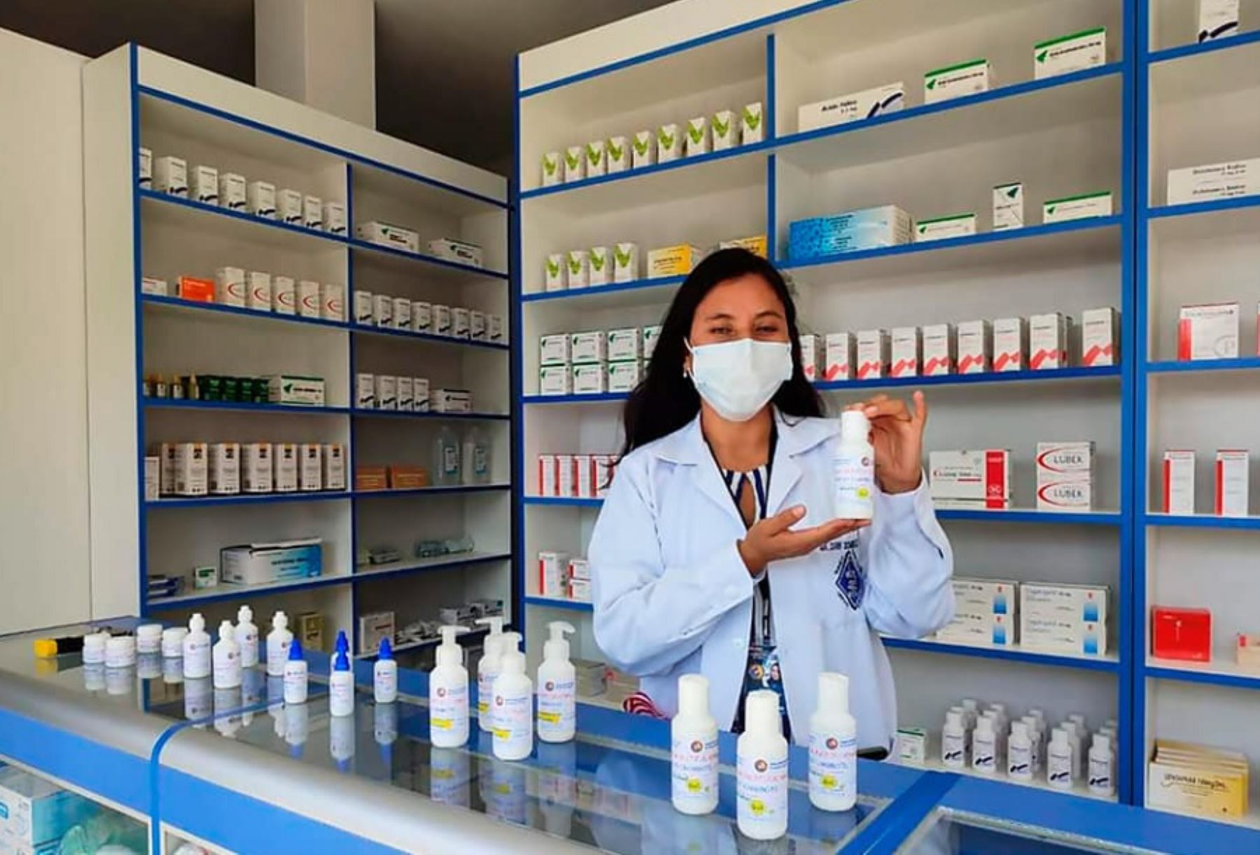 Áncash: Diresa pone en marcha farmacia que expende medicamentos a costo social
