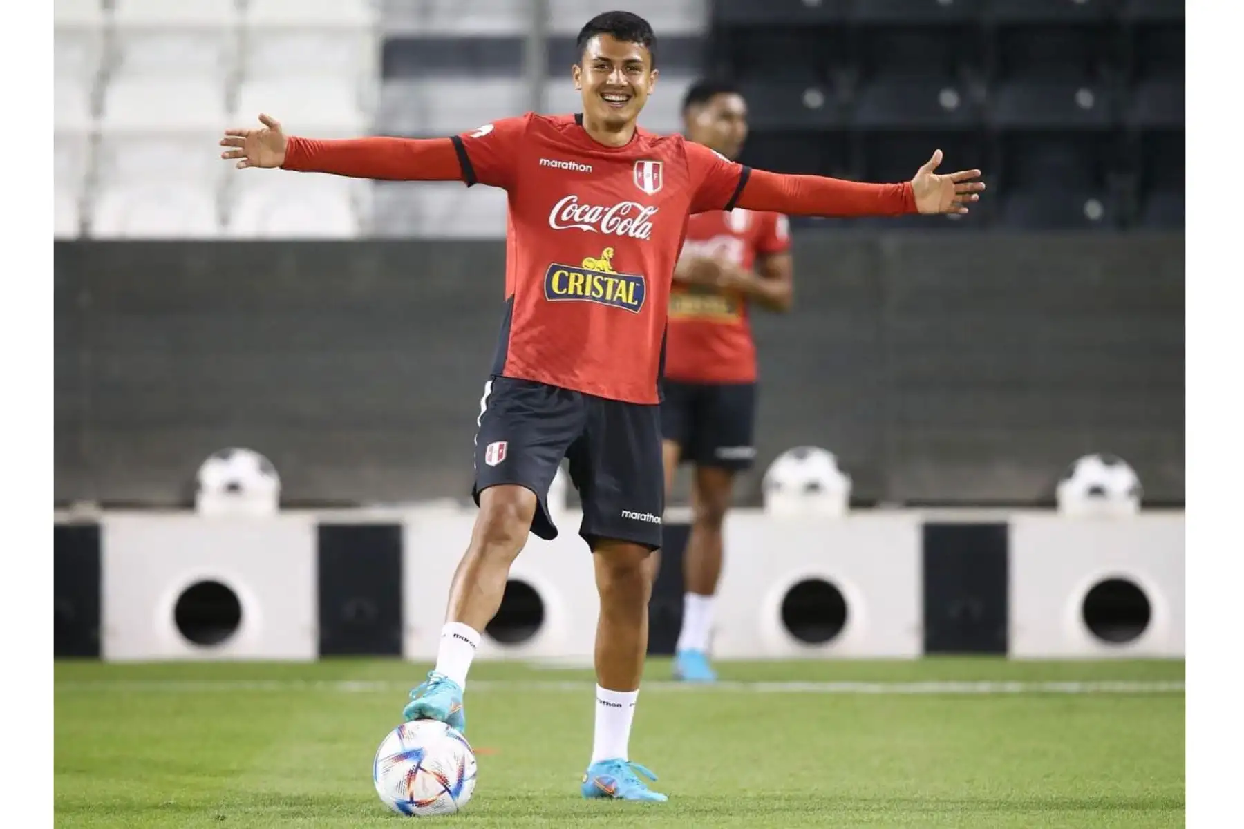 Selección Peruana realiza entrenamiento previo al partido ante la Selección Australiana por el repechaje que busca la plaza para el Mundial de Catar 2022. En la imagen, el jugador Jairo Concha.
Foto: Selección Peruana