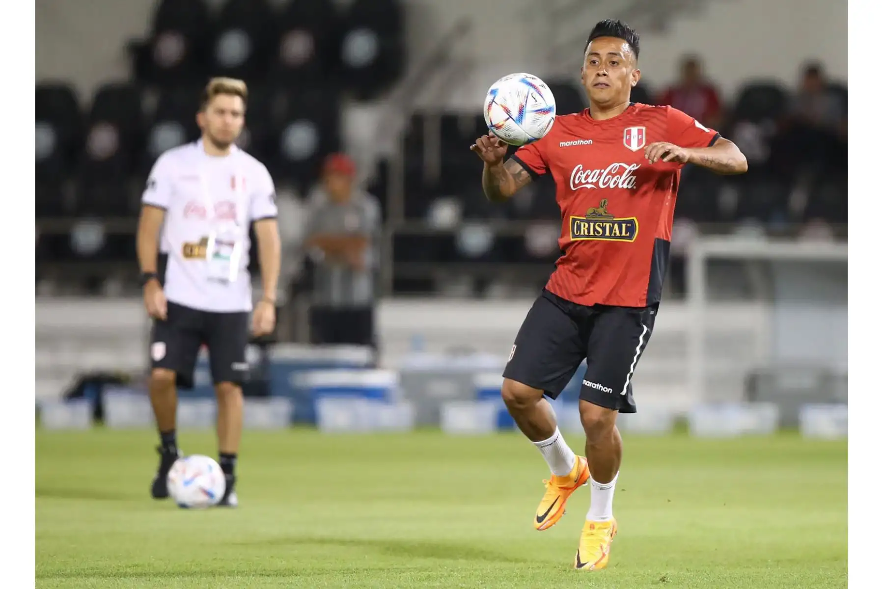 Selección Peruana realiza entrenamiento previo al partido ante la Selección Australiana por el repechaje que busca la plaza para el Mundial de Catar 2022. En la imagen, Christian Cueva. Foto: Selección Peruana