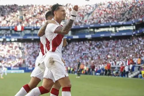 Gianluca Lapadula será la principal carta que presentará hoy Perú ante los australianos