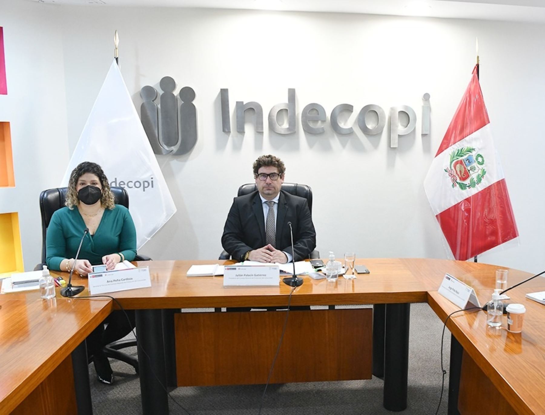 Indecopi promueve la conformación de asociaciones de consumidores en Cajamarca y otras regiones.
