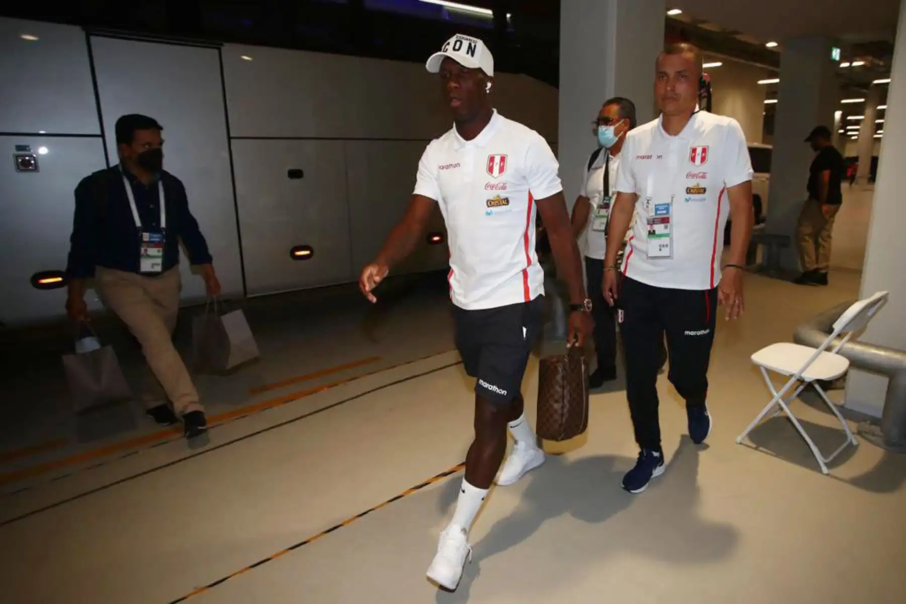 Selección Peruana llega al estadio Ahmad Bin Ali Stadium donde disputará partido trascendental ante Australia por el Repechaje rumbo a Catar 2022.
Foto: Selección Peruana