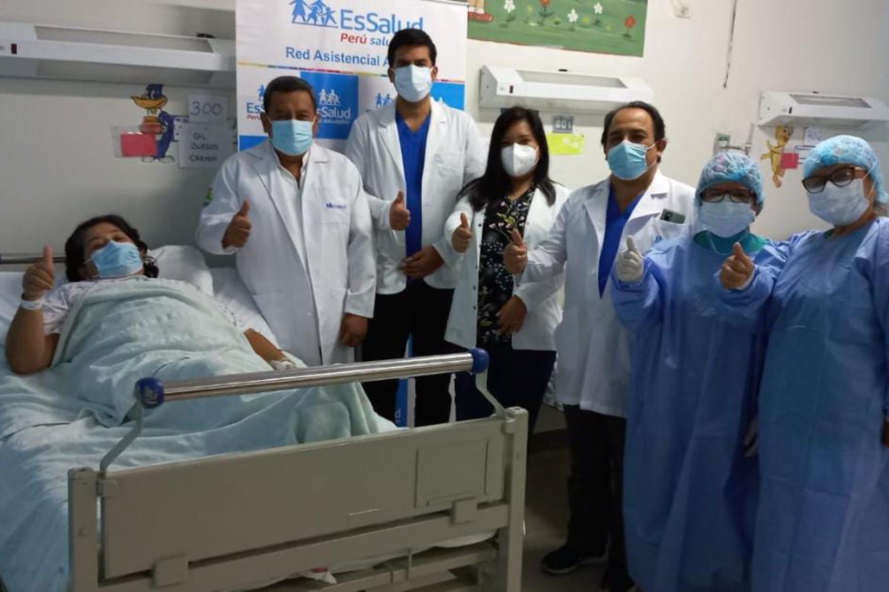El Hospital III Chimbote practicó exitosa intervención a madre de seis hijos.