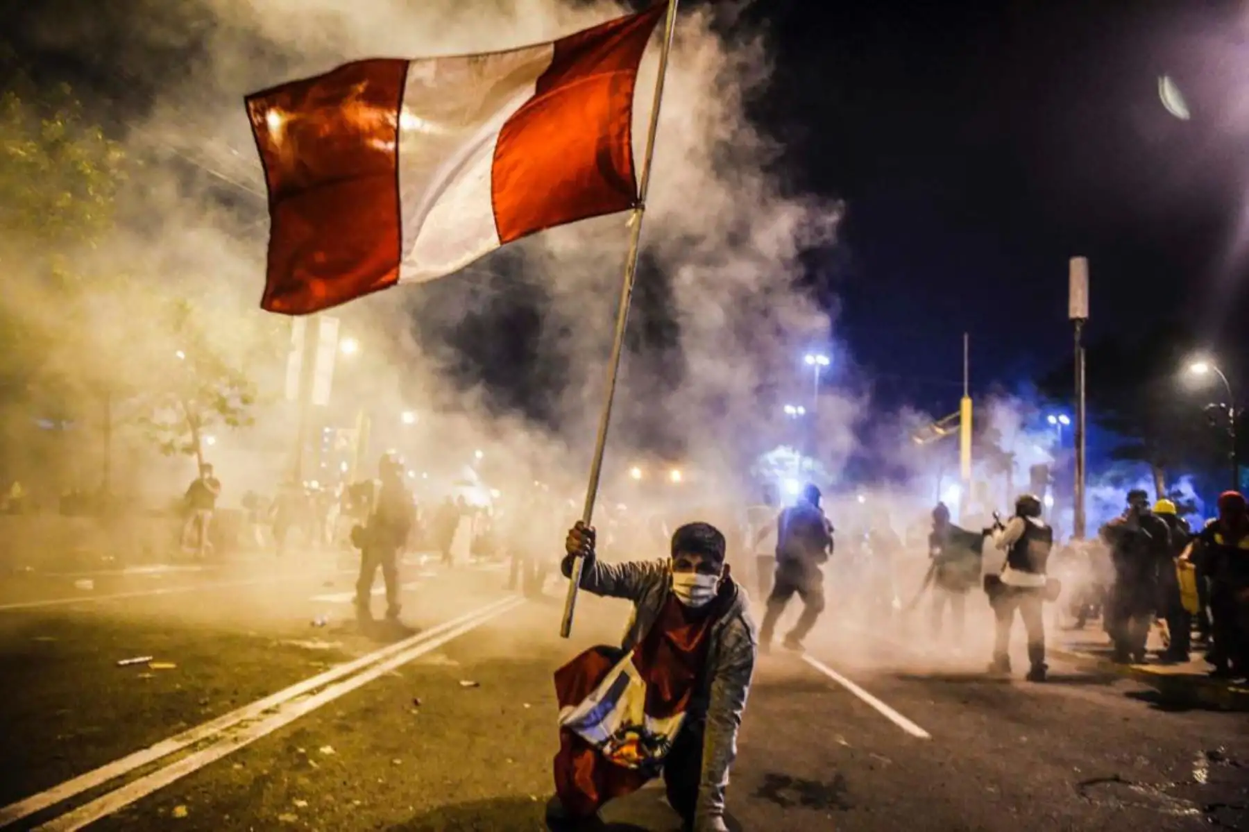 15 de noviembre del 2020 fotografía tomada durante las protestas contra el gobierno. Foto: Ernesto Benavides. Fotografía ganadora del World Press Photo