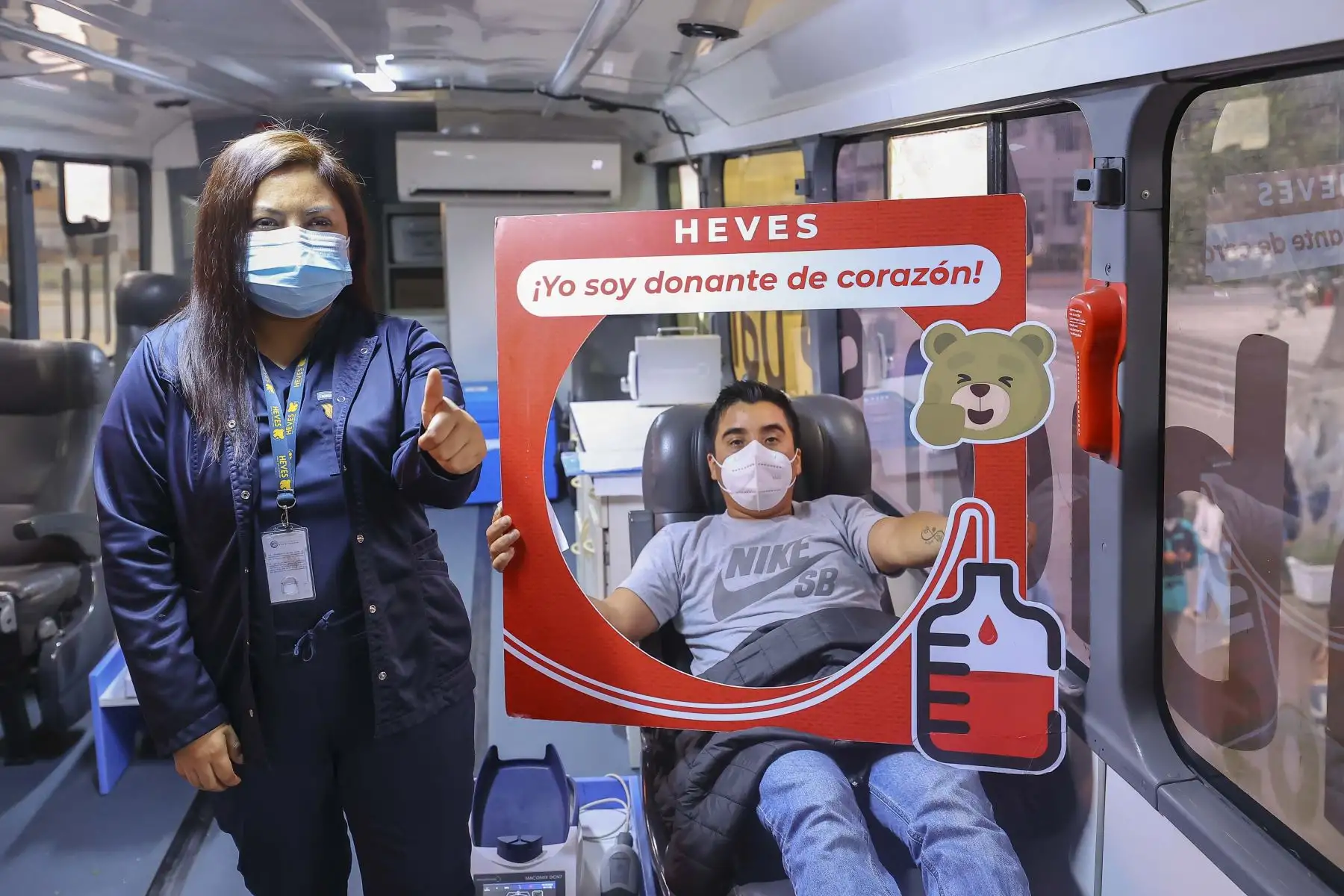 En el Día Mundial del Donante de Sangre, el Hospital de Emergencias Villa El Salvador (Heves) del Ministerio de Salud (Minsa) realiza una campaña de donación voluntaria de sangre en la plaza principal de Barranco, donde se encuentra el “Hemobus” para promover y recibir a todos los donantes voluntarios en el horario de 9:00 a.m. a 2:00 p.m. Foto: ANDINA/Andrés Valle