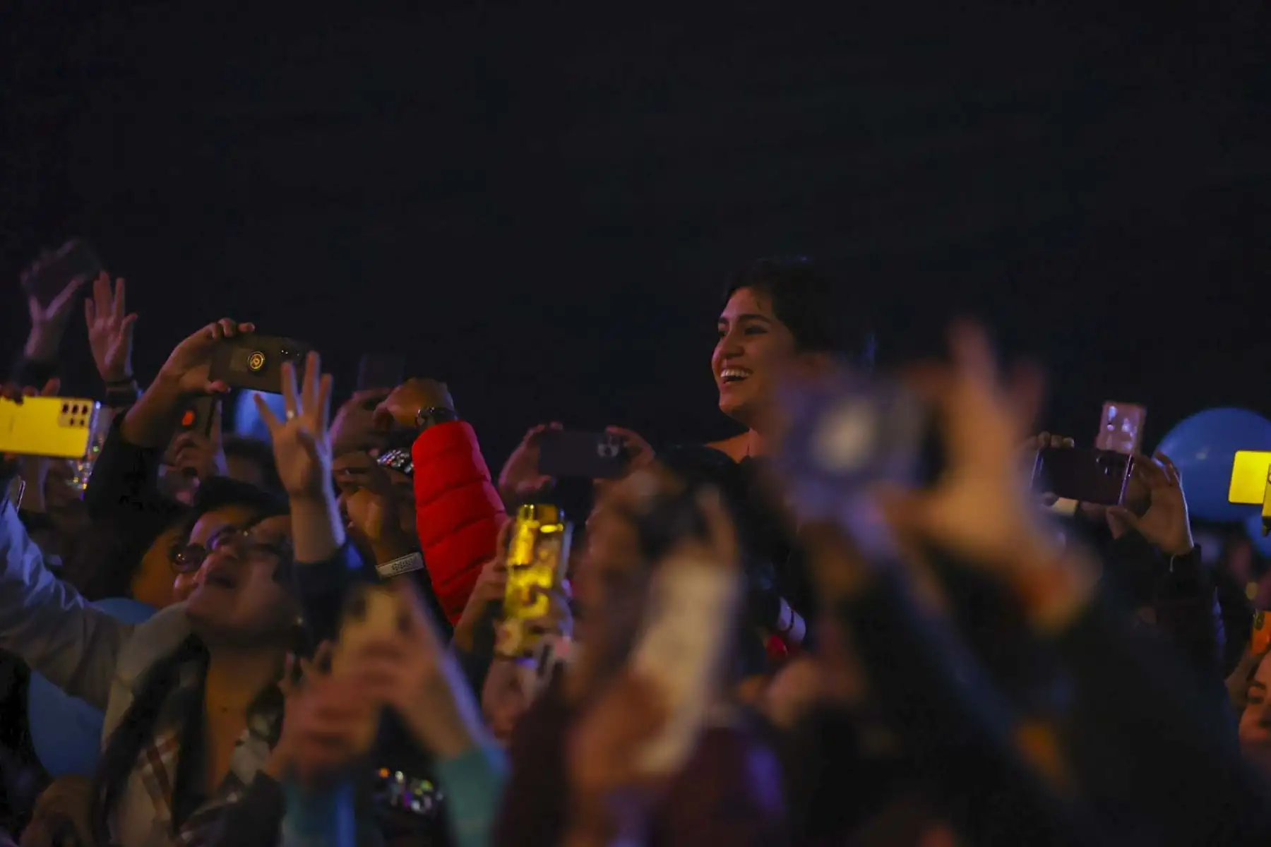 El artista puertorriqueño Luis Fonsi llegó a Lima este miércoles 15 de junio y deslumbró al público con lo mejor de su repertorio como parte de su gira “La Noche Perfecta”. El cantante se presentó en el Arena Perú de Surco. Foto: ANDINA/Andrés Valle