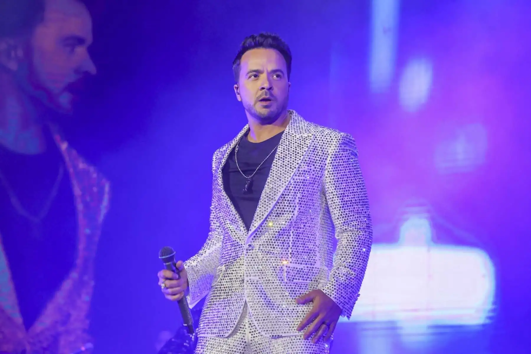 Luis Fonsi regresa al Perú con "Mar Infinito World Tour"!