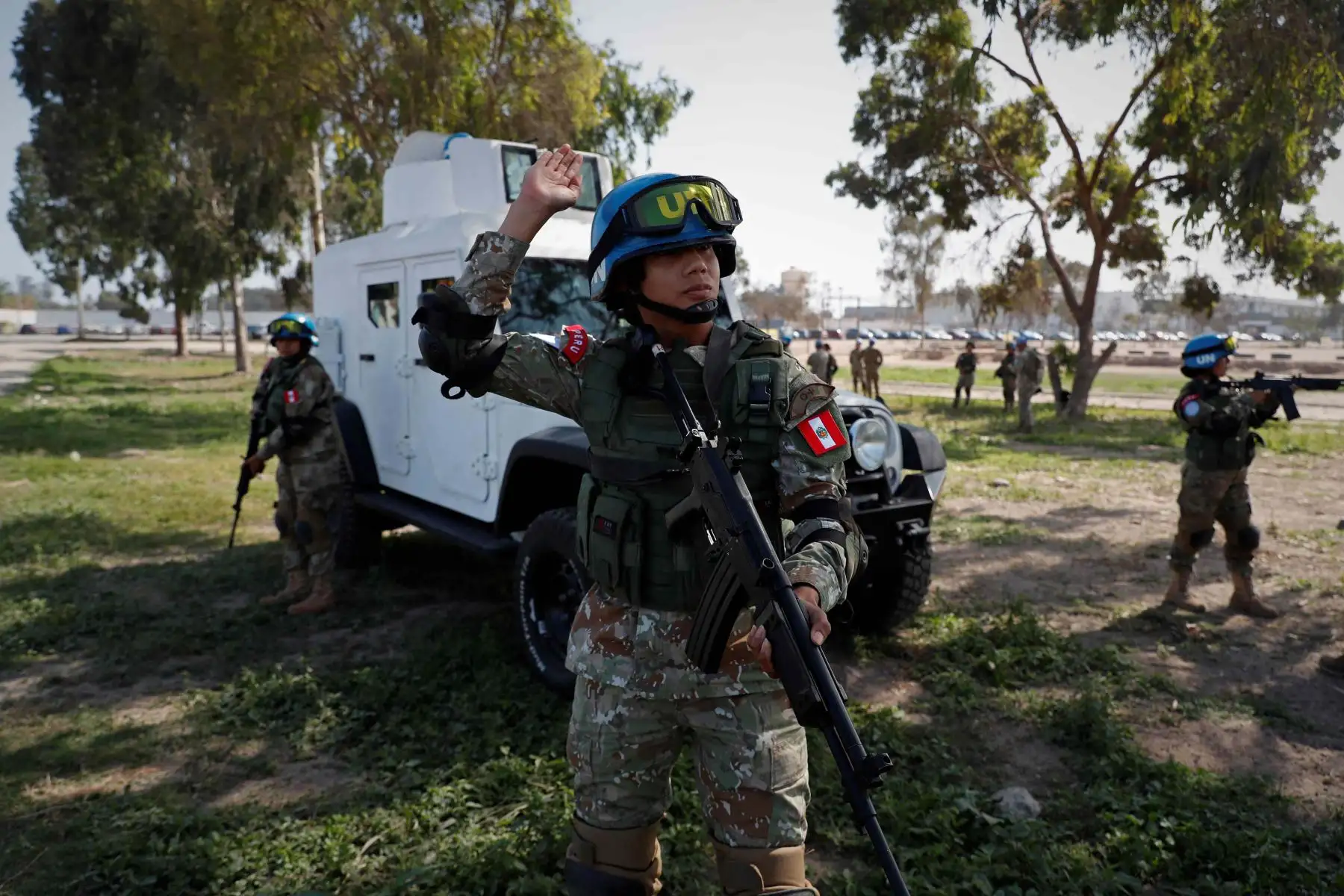 La participación activa de las mujeres en el establecimiento y la consolidación de la paz es clave para la resolución de los conflictos, según la ONU, y, con este propósito, 33 militares peruanas se preparan en Lima para viajar este mes a la República Centroafricana dentro del VII contingente de cascos azules. Foto: EFE
