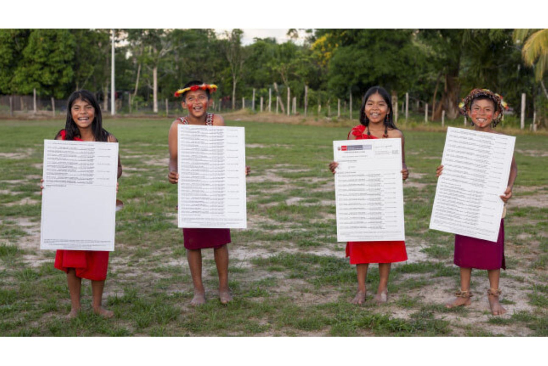 Niños de pueblos originarios de Amazonas registraron su obra con apoyo del Indecopi. Foto: ANDINA/Indecopi