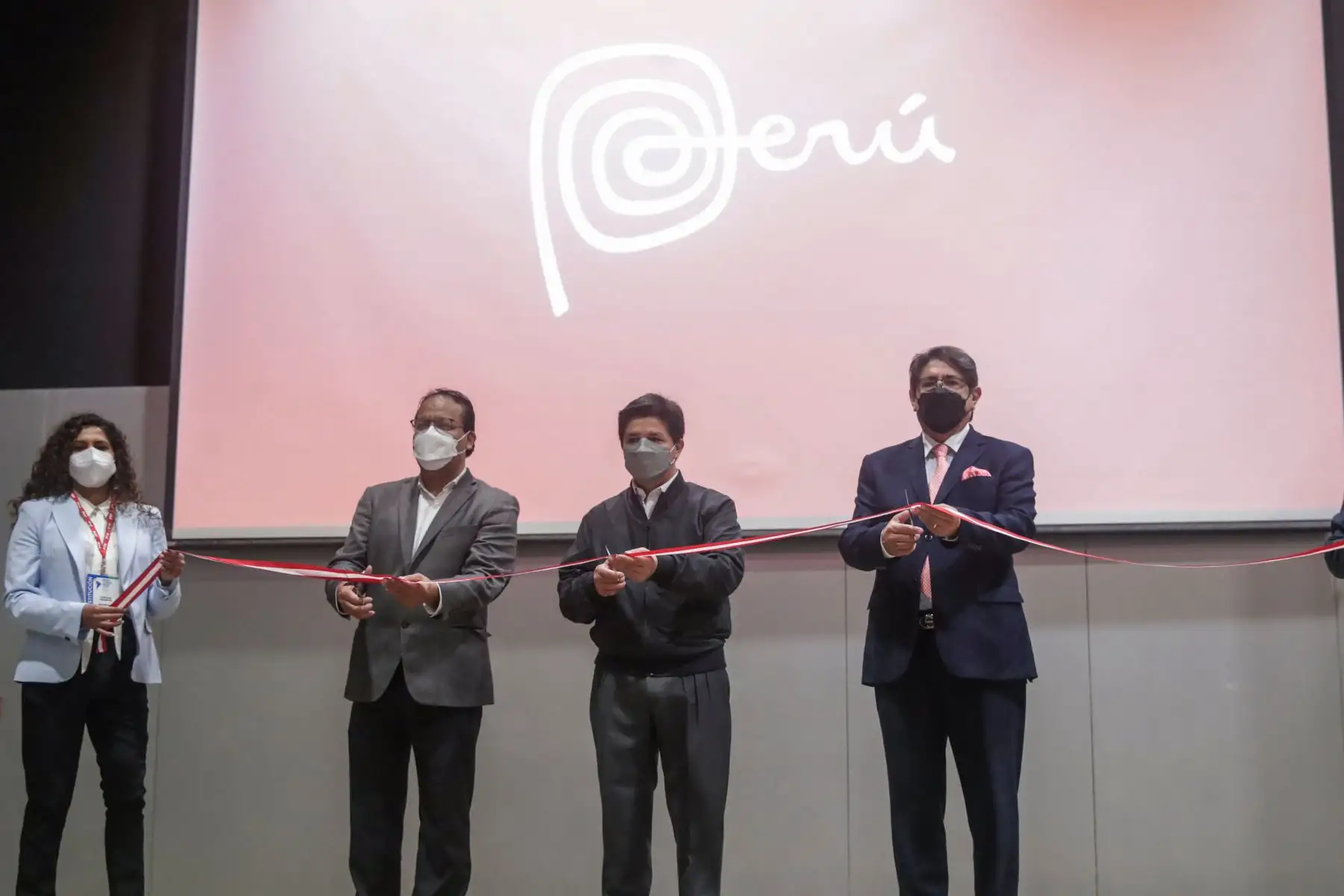 Presidente Pedro Castillo participa en la ceremonia de inauguración del evento “Perú Travel Mart 2022”, espacio donde participan empresarios y operadores  de negocios internacionales  de la industria turística del Perú.
Foto: ANDINA/Prensa Presidencia