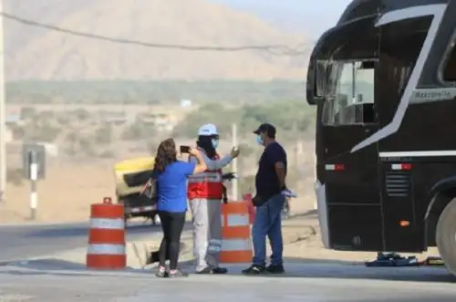 En acción conjunta con la Policía Nacional del Perú, el Ministerio Público y Migraciones, la Superintendencia de Transporte Terrestre de Personas, Carga y Mercancías (Sutran) ejecutó un operativo de fiscalización con el objetivo de prevenir y detectar cualquier traslado sospechoso de menores de edad, migrantes extranjeros o personas indocumentadas.