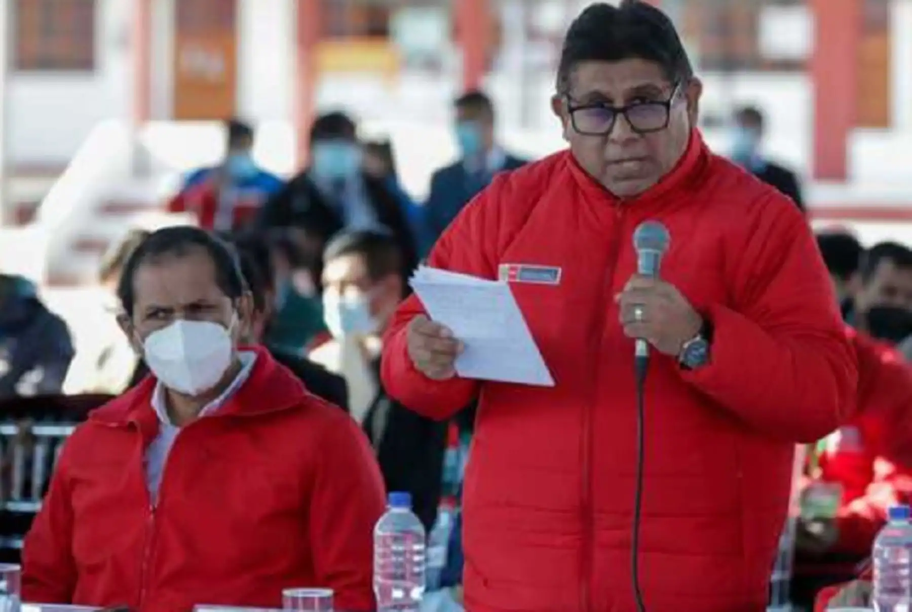 El Ministerio de Trabajo y Promoción del Empleo invertirá S/ 5 millones 200,000 en Tacna, lo que permitirá generar más de 2,500 puestos de empleo temporal, a través del Programa Lurawi Perú, informó el titular de esta cartera, Juan Ramón Lira Loayza, durante su exposición en el XVI Consejo de Ministros Descentralizado que se realizó este sábado en dicha región.