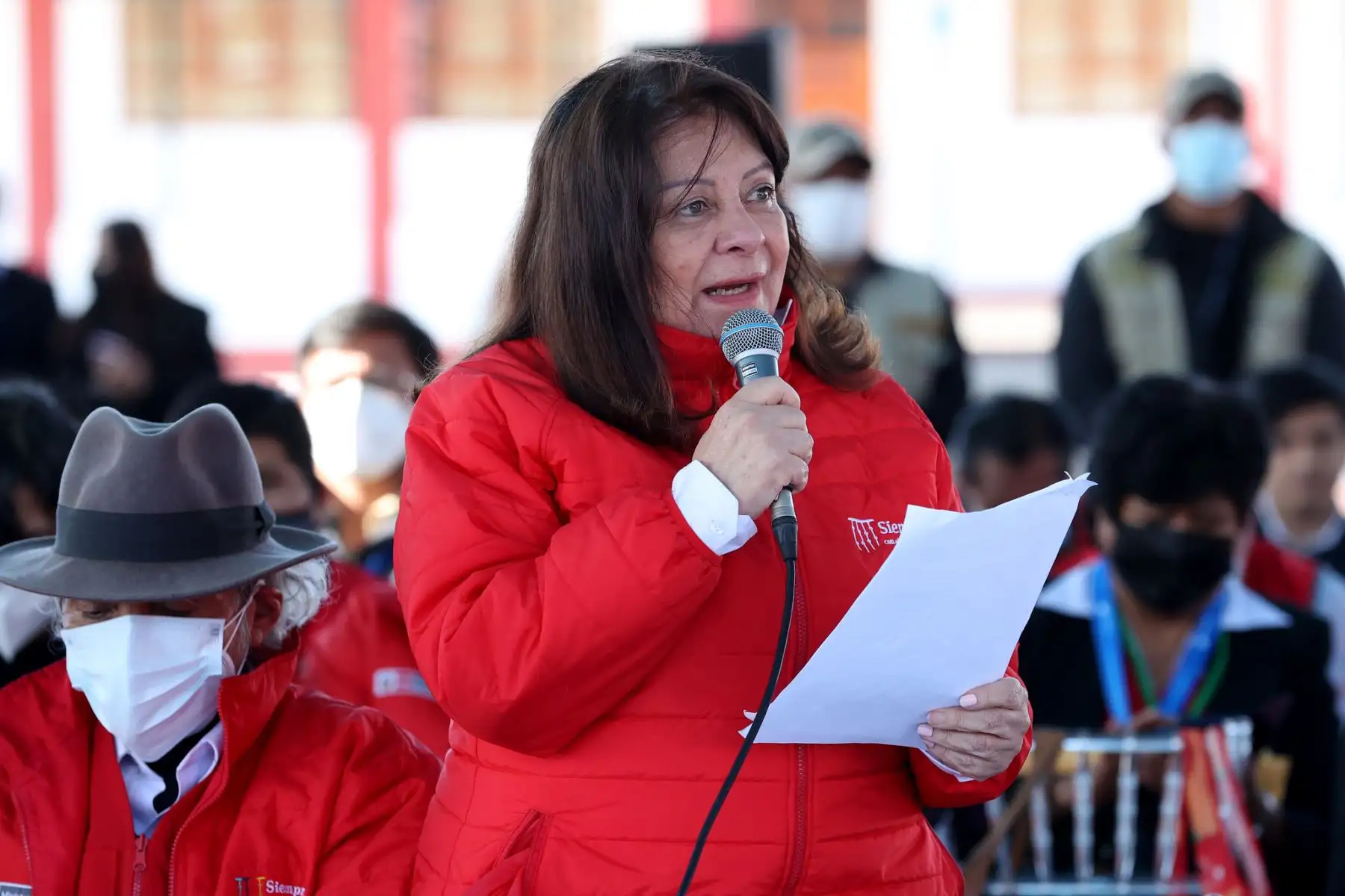 El presidente de la República, Pedro Castillo, participa en el XVI Consejo de Ministros Descentralizado, en Tacna. La ministra de la Mujer, Diana Miloslavich, toma la palabra. Foto: ANDINA/Prensa Presidencia
