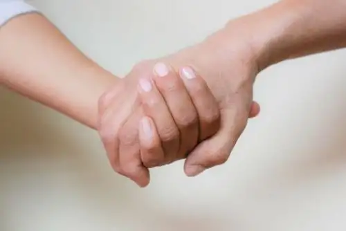 El Día de San Valentín, fecha para celebrar el amor y la amistad, es propicio para preguntarse qué tan afectuosos o fríos somos con quienes nos rodean. Foto: ANDINA/Difusión