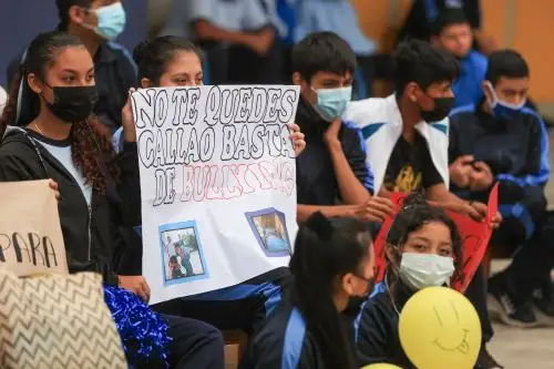 Ahsley y Liam son dos actores importantes en la lucha contra la violencia en el colegio José Granda. Foto: ANDINA/Andrés Valle.