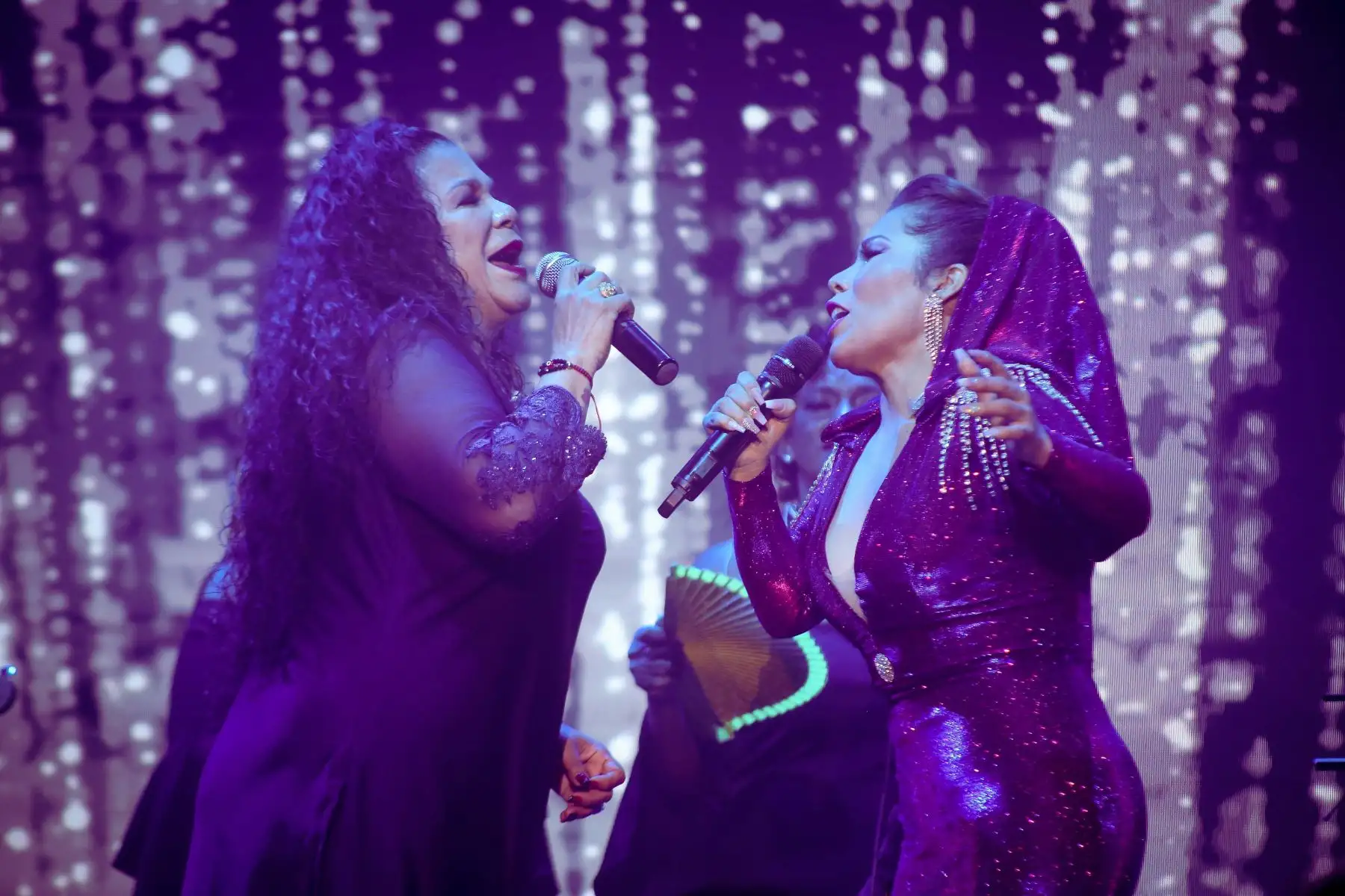 Eva Ayllón y Susan Ochoa unieron por primera vez sus voces en concierto.