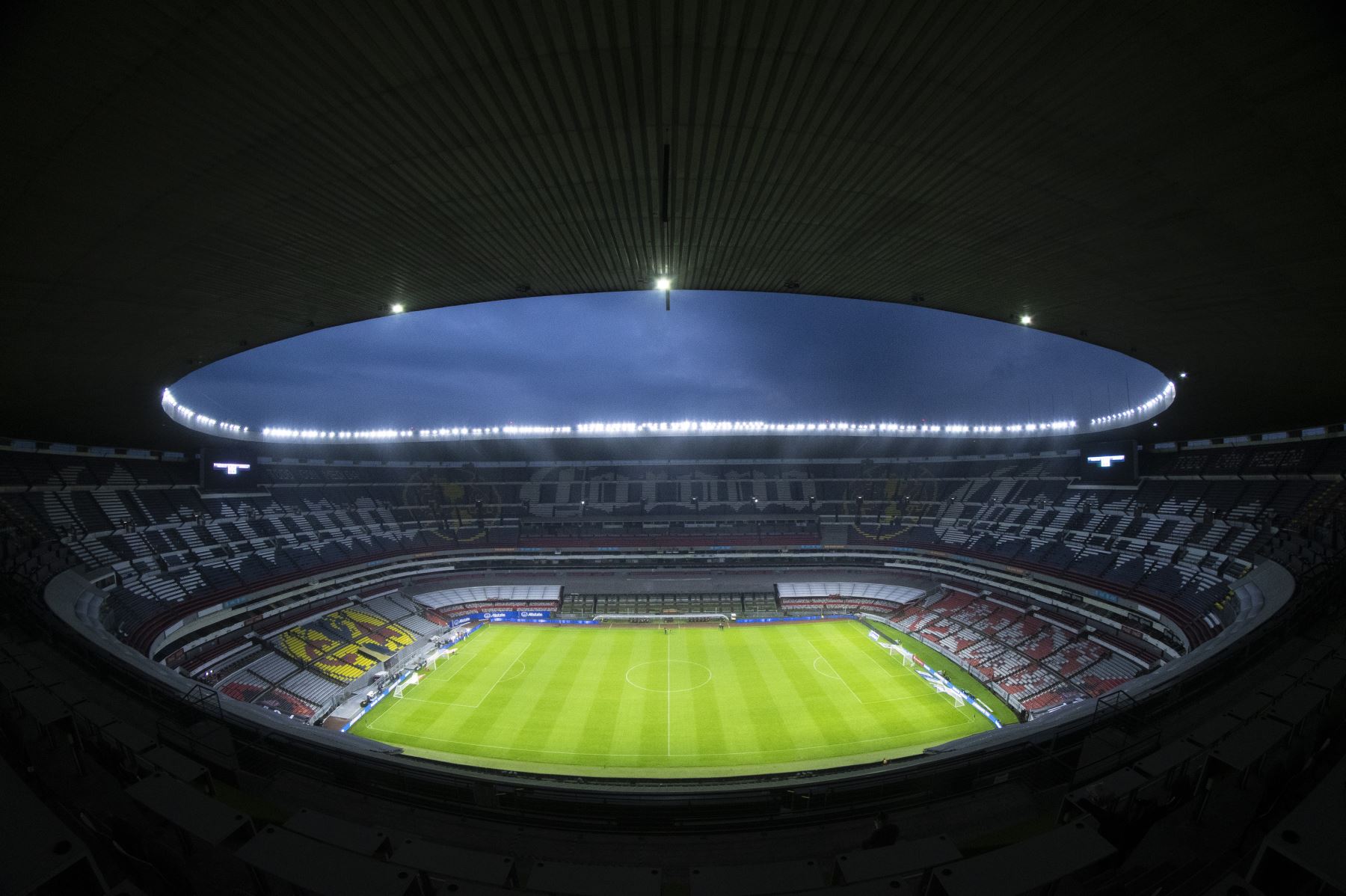 México celebra ser sede del Mundial 2026 con el estadio Azteca como emblema