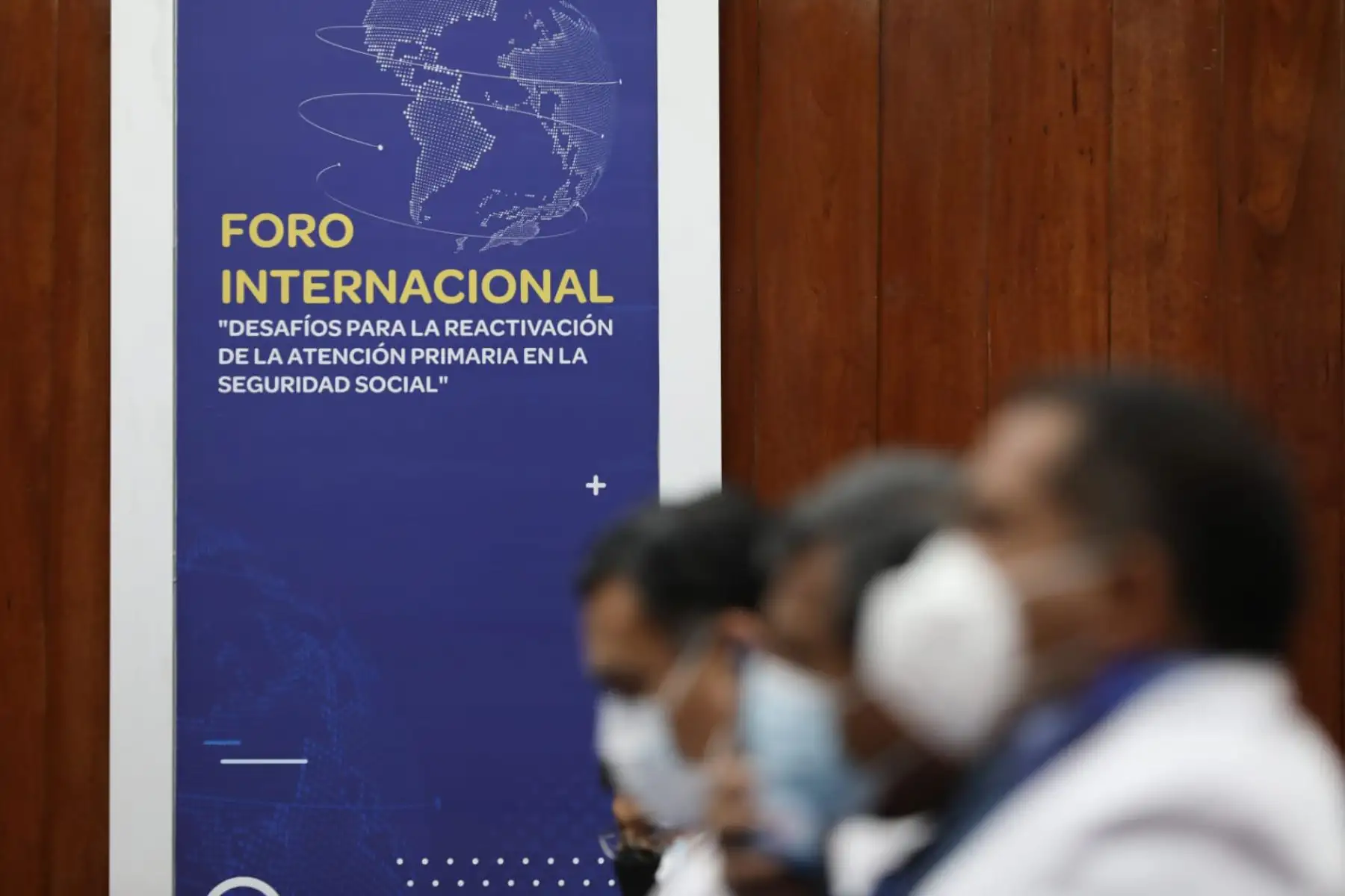 El Seguro Social de Salud (EsSalud) inaugura el Foro Internacional “Desafíos para la Reactivación de la Atención Primaria en la Seguridad Social” que se desarrolla con el objetivo de impulsar estrategias que fortalezcan los servicios de salud a nuestros asegurados, con énfasis en la atención primaria. Foto: EsSalud