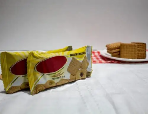 Galletas con cereales, el nutritivo alimento que ha incorporado el programa Qali Warma para potenciar el desayuno que reciben los escolares de Apurímac, Cusco y Huánuco. ANDINA/Difusión