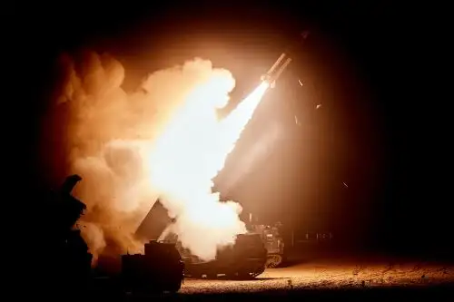 Algunas de las armas identificadas pueden haber sido disparadas por las fuerzas ucranianas en un esfuerzo por defenderse de la invasión. Foto: AFP