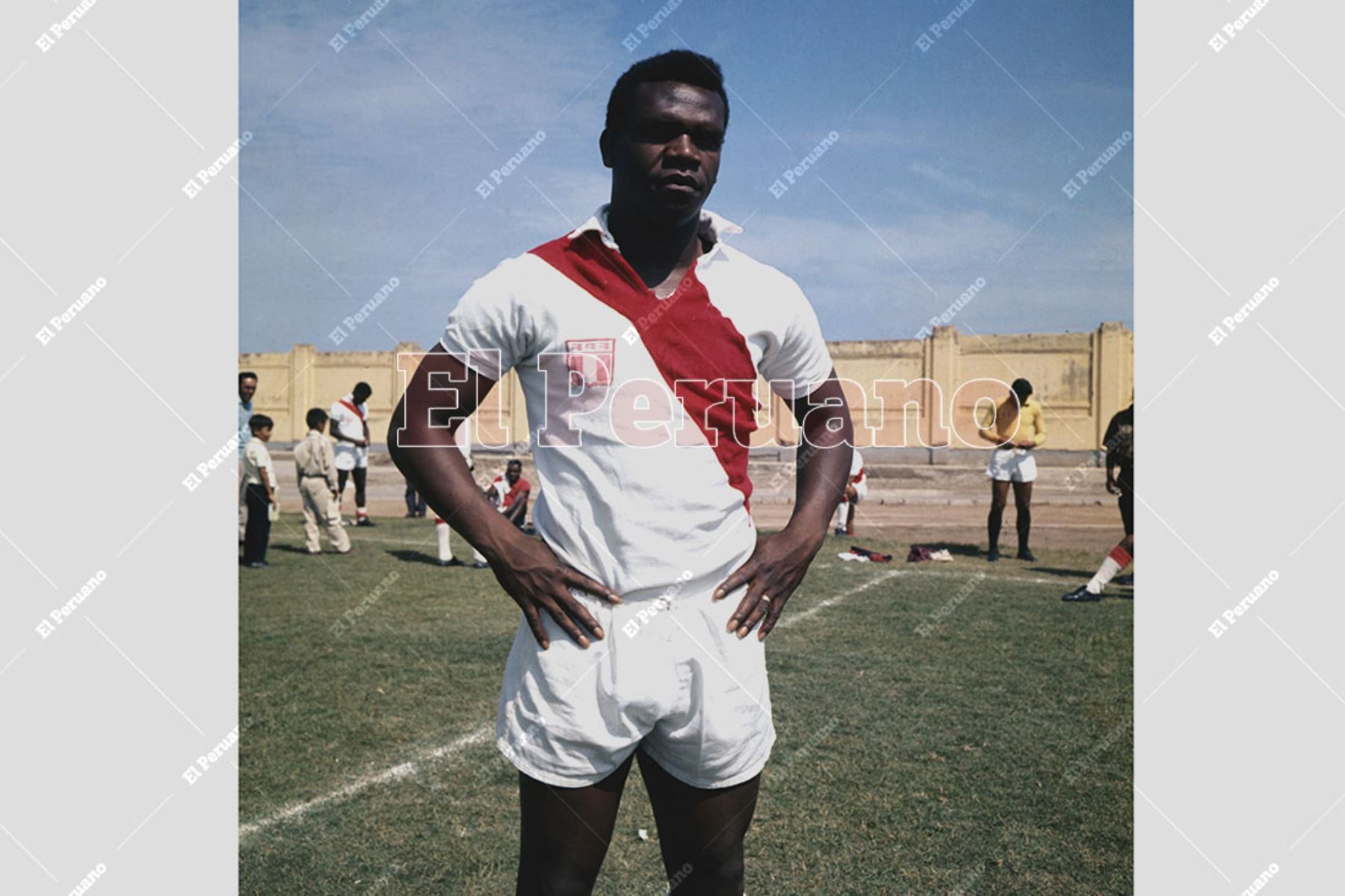 Lima - 1970 / Pedro Pablo "Perico" León delantero de la selección peruana de fútbol que se prepara para el mundial de México 70.  
Foto: Archivo Histórico de El Peruano