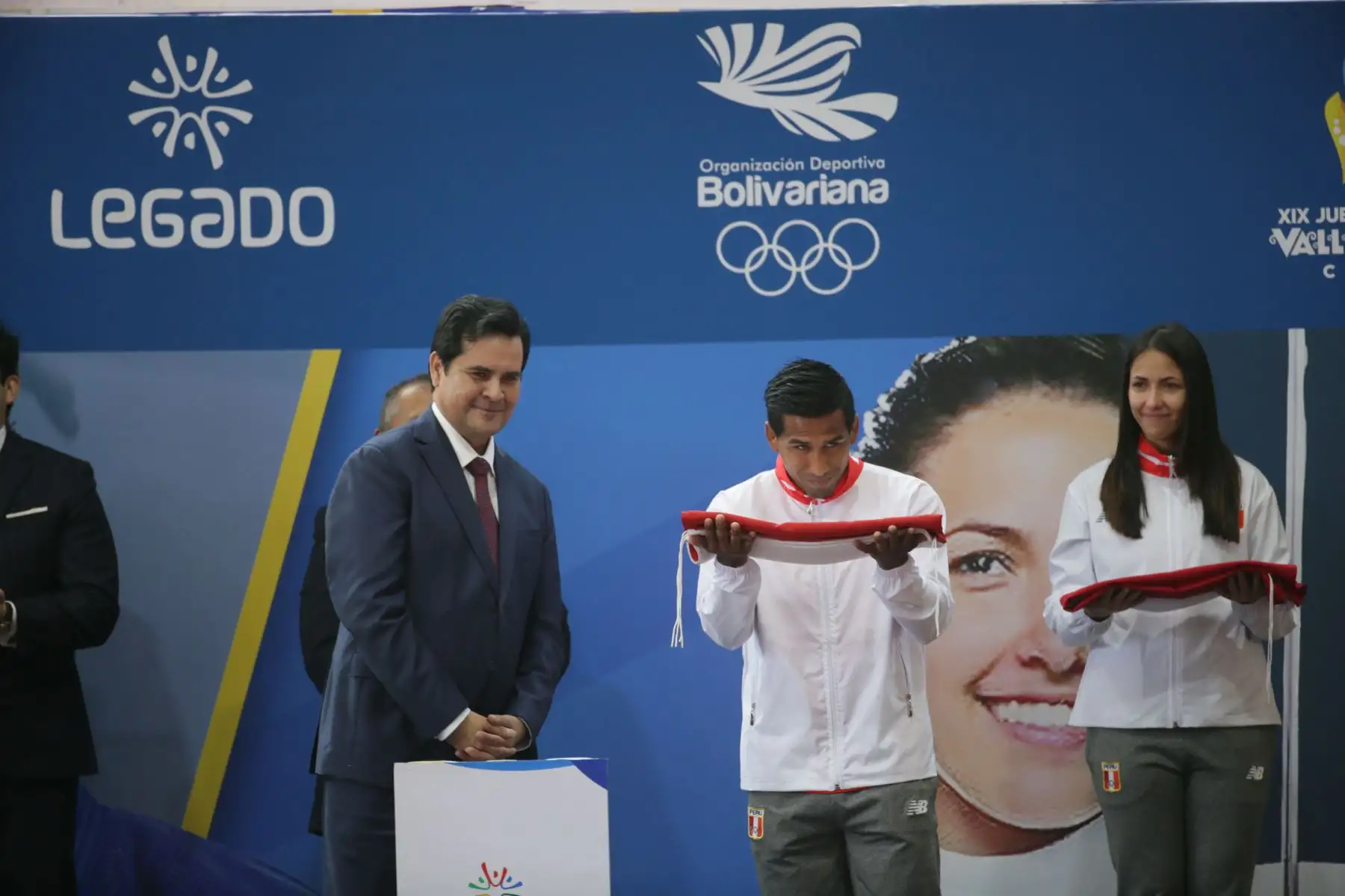 Presentación de los abanderados de Perú para los Juegos Bolivarianos Valledupar 2022.
La esgrimista María Luisa Doig y el judoca Juan Postigos serán nuestros representantes en este importante acto
Foto: LEGADO