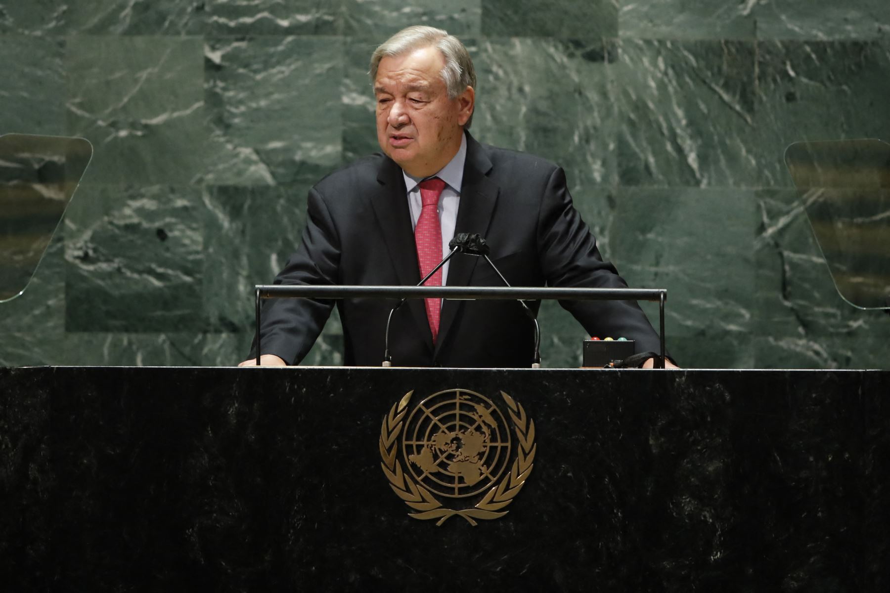António Guterres elogia al pueblo de Colombia y \"la fuerza de su democracia\"