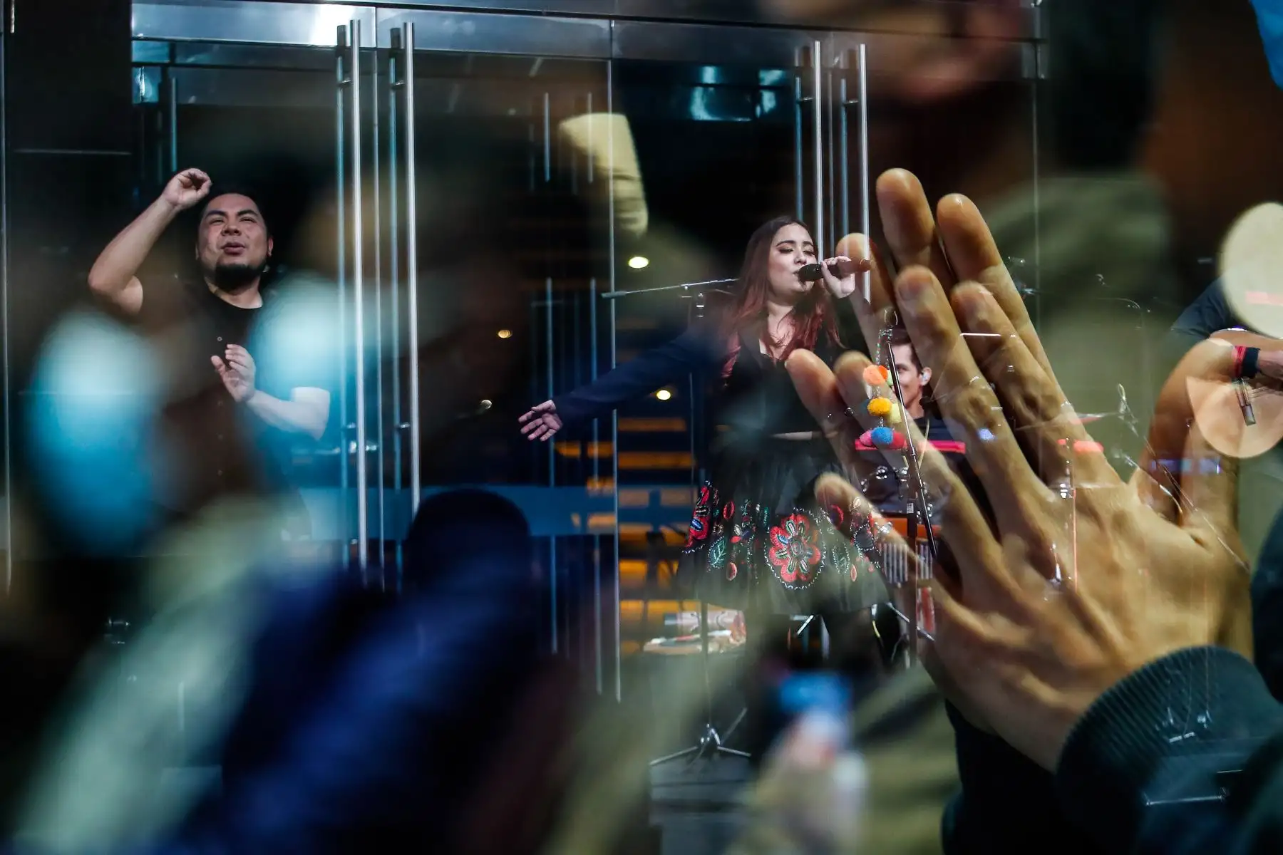 Esta iniciativa nace en el Laboratorio de co-creación de experiencias musicales inclusivas del Gran Teatro Nacional, que propone nuevas prácticas y sensaciones para que personas con y sin discapacidad disfruten juntos de la música y las emociones que genera.
Foto: ANDINA / Renato Pajuelo