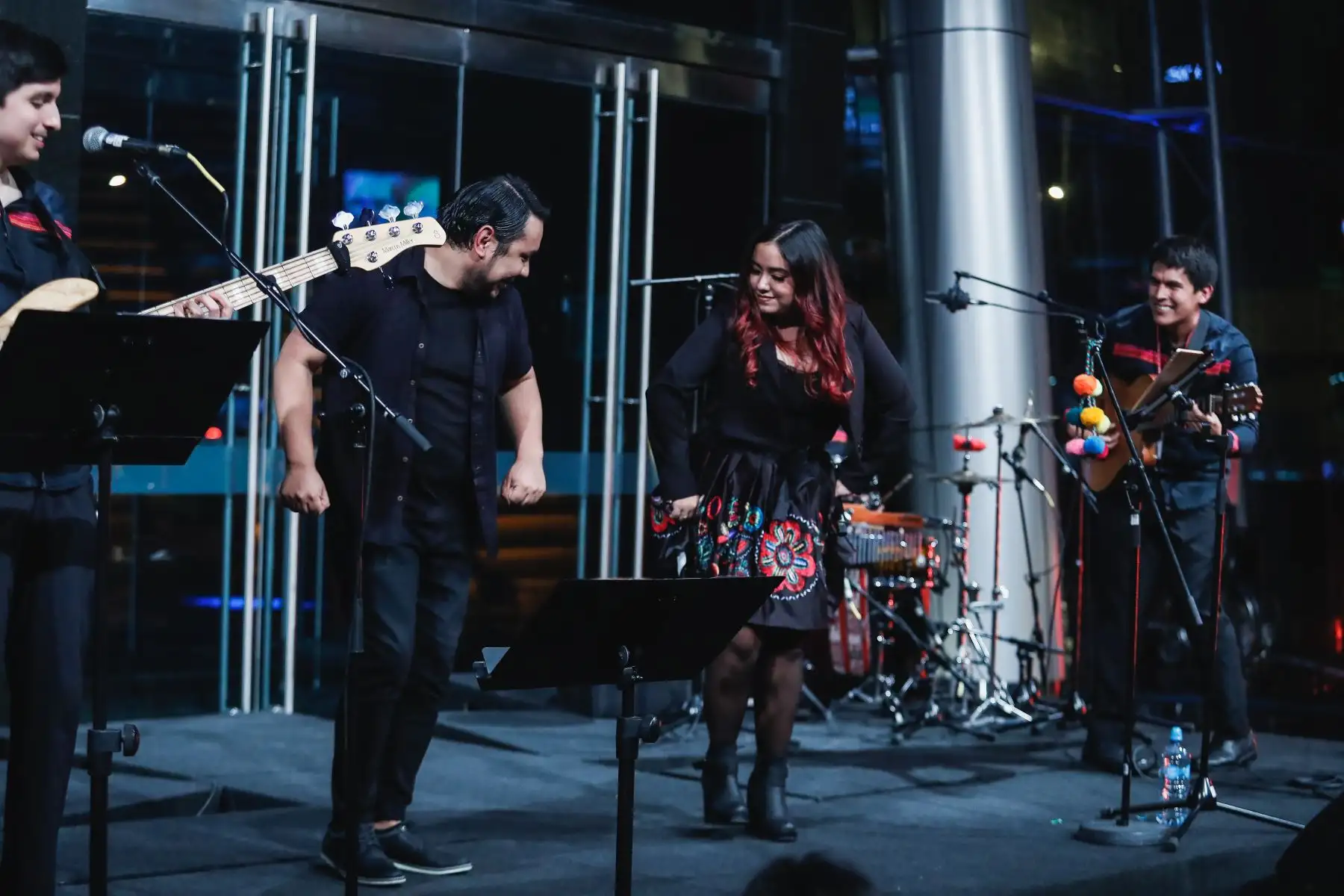 Esta iniciativa nace en el Laboratorio de co-creación de experiencias musicales inclusivas del Gran Teatro Nacional, que propone nuevas prácticas y sensaciones para que personas con y sin discapacidad disfruten juntos de la música y las emociones que genera.
Foto: ANDINA / Renato Pajuelo
