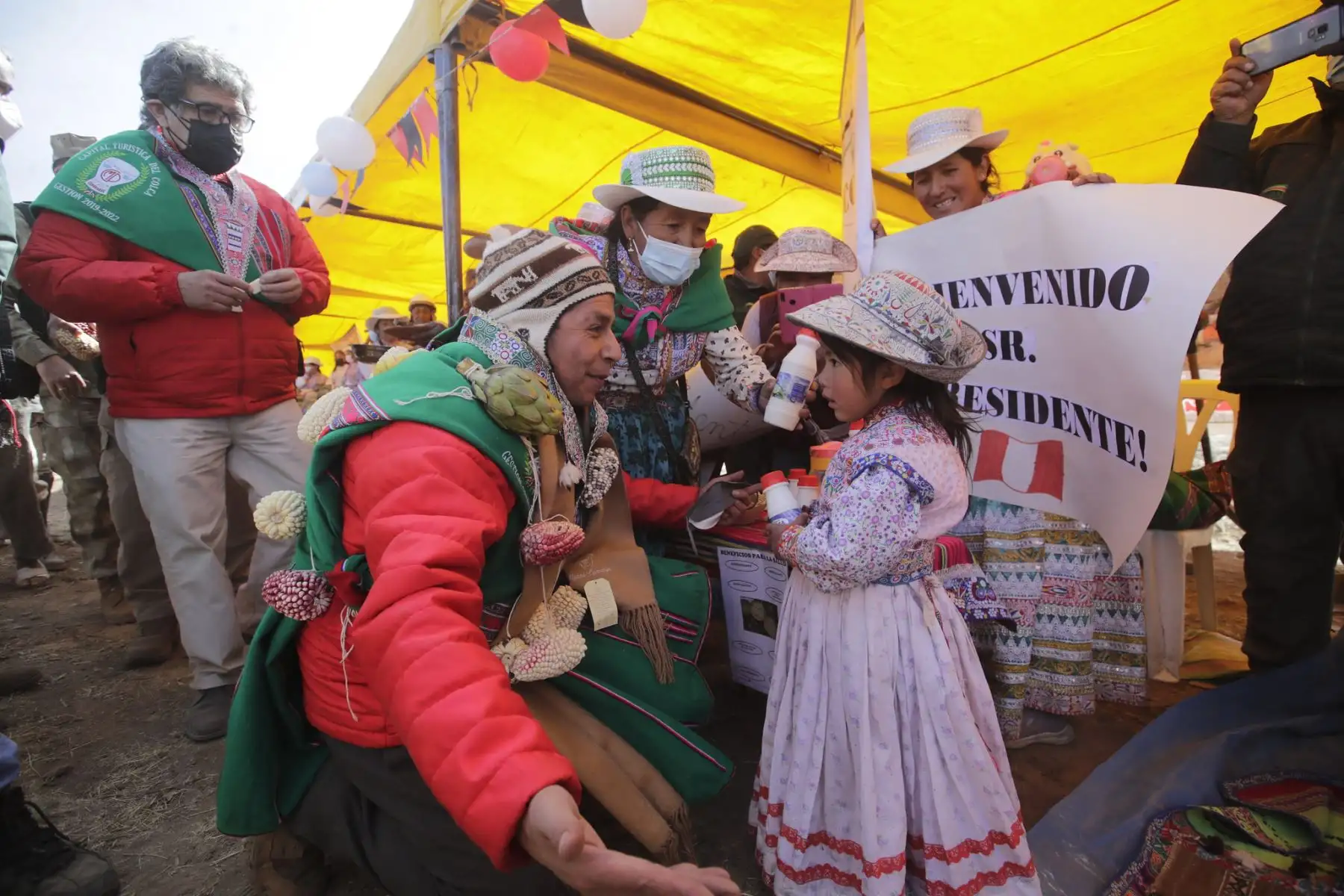 Presidente, Pedro Castillo, participa en la colocación de la primera piedra del proyecto de mejoramiento del servicio de recarga hídrica en el distrito de Coporaque, provincia de Caylloma, región Arequipa
Foto: ANDINA/Prensa Presidencia