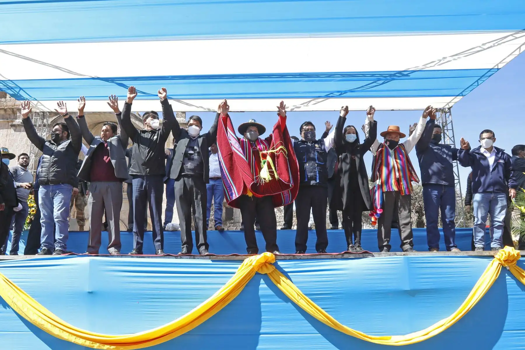 Presidente, Pedro Castillo, participa en el primer encuentro por el desarrollo de la región Puno, que se realiza en la plaza de Armas de la ciudad de Juliaca. Foto: ANDINA/Presidencia Perú