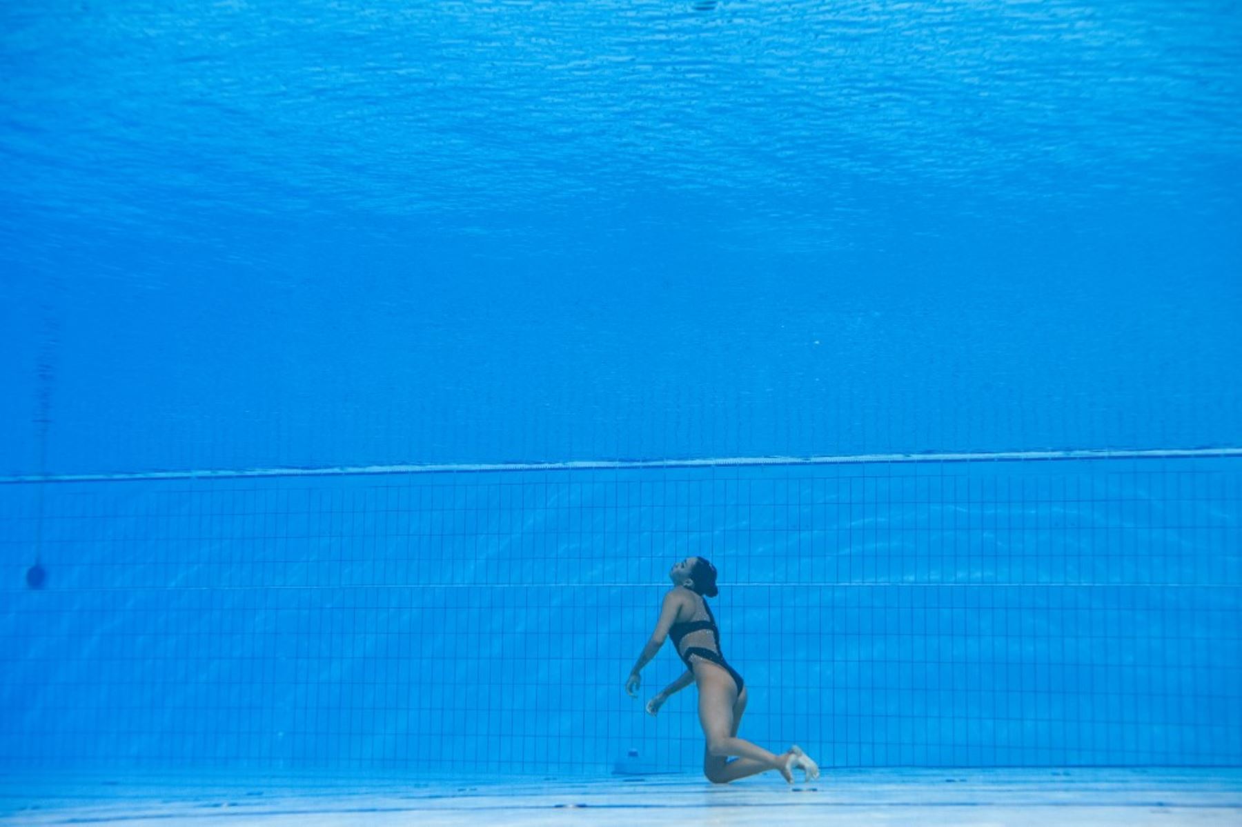 Nadadora rescatada durante los Mundiales podría competir de nuevo el viernes