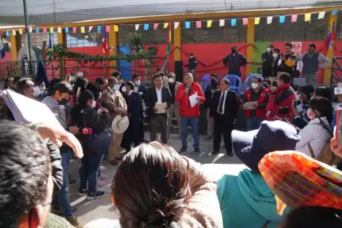 Arequipa: Ministro Serna anunció celeridad en atender mejoras en colegio de Paucarpata