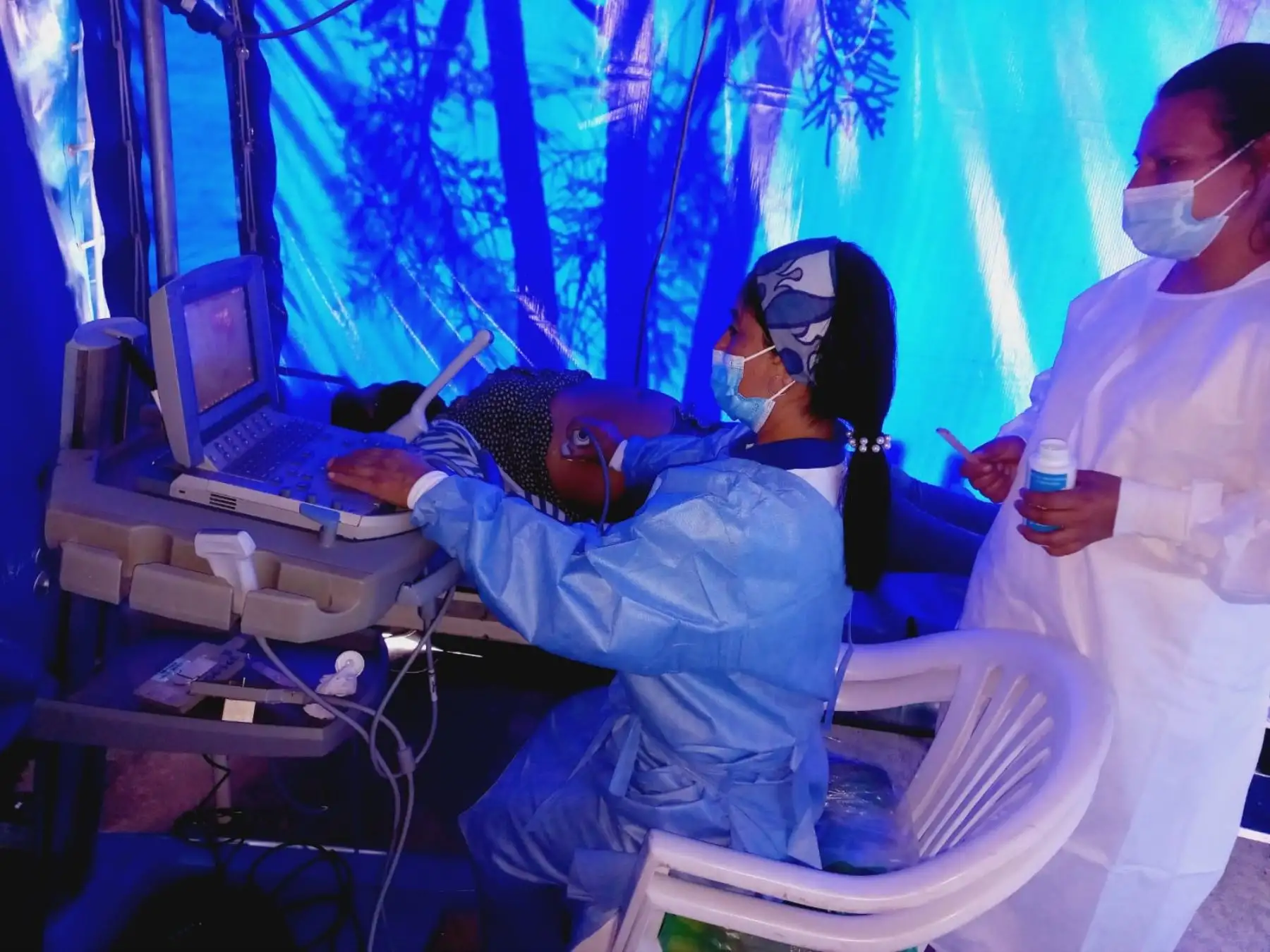 Hospital Perú de EsSalud realiza campaña preventiva de salud en comunidad nativa de Mazamari.