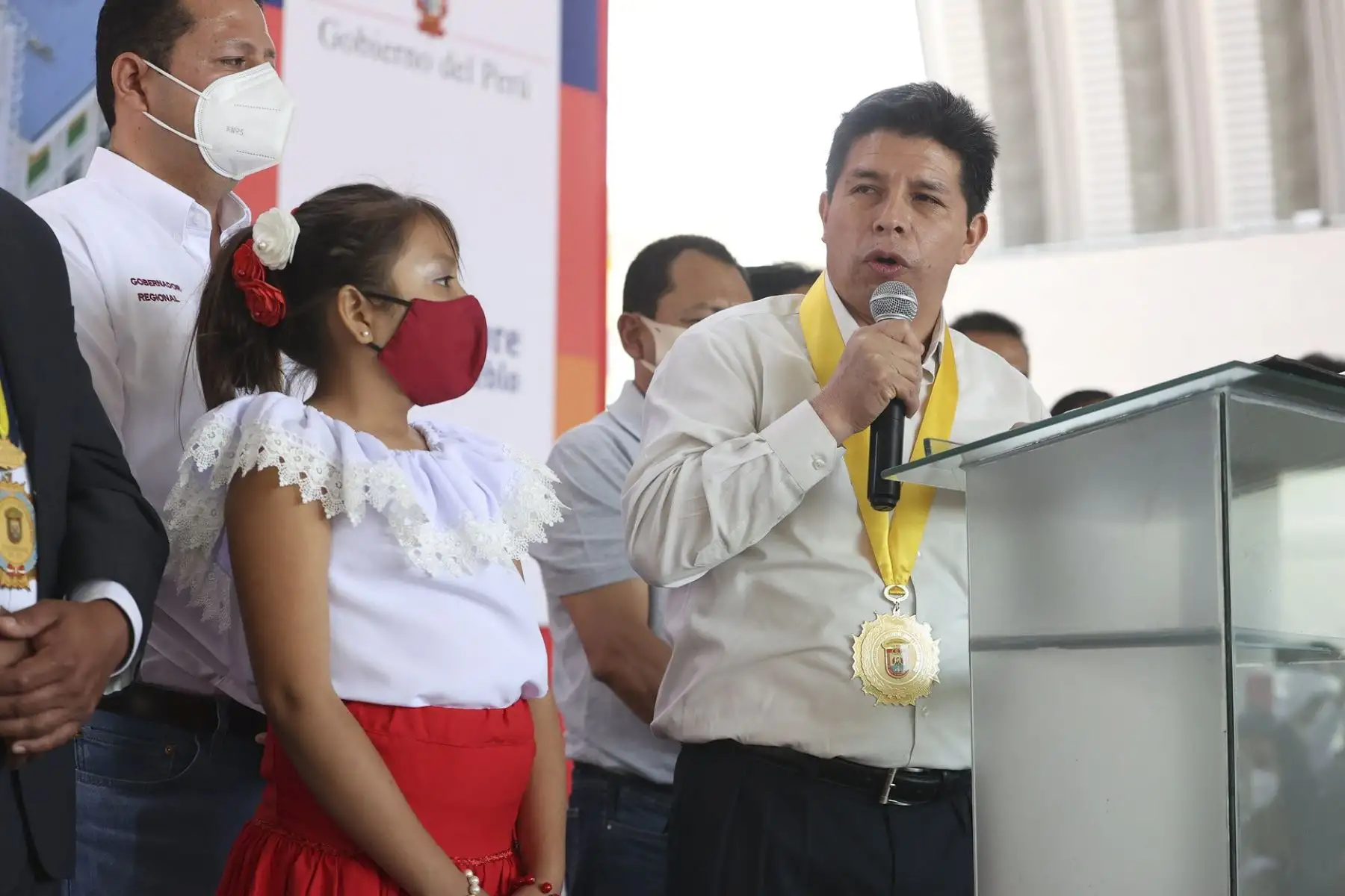 El presidente Pedro Castillo Terrones, inauguró el colegio N° 11057 "San Lorenzo" en el distrito de José Leonardo Ortiz. Esta nueva infraestructura educativa permitirá que más de 1700 alumnos estudien en mejores condiciones. La inversión fue más de S/54 millones.
Foto: ANDINA/Presidencia Perú